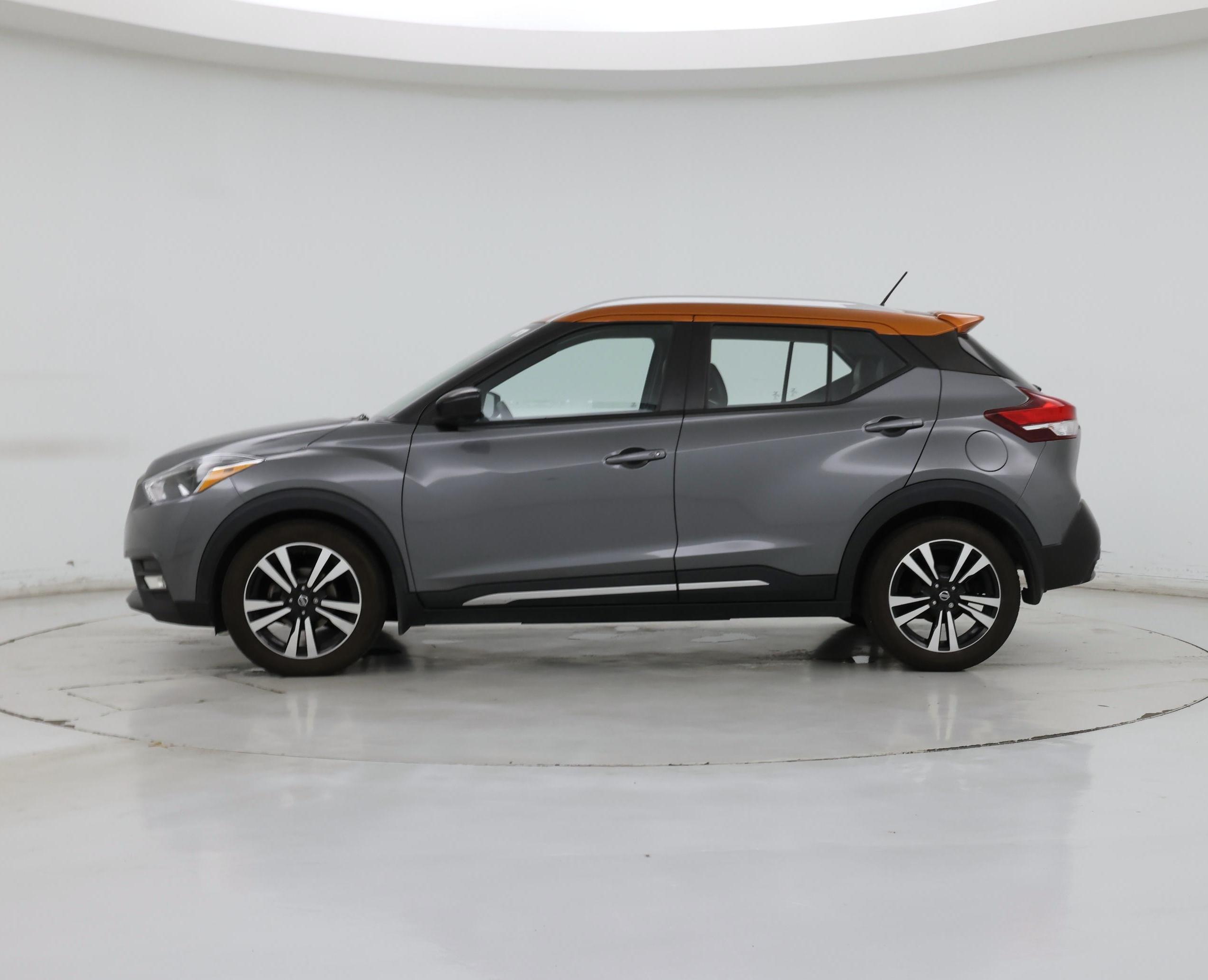 Thumbnail: 2019 Nissan Kicks - 3