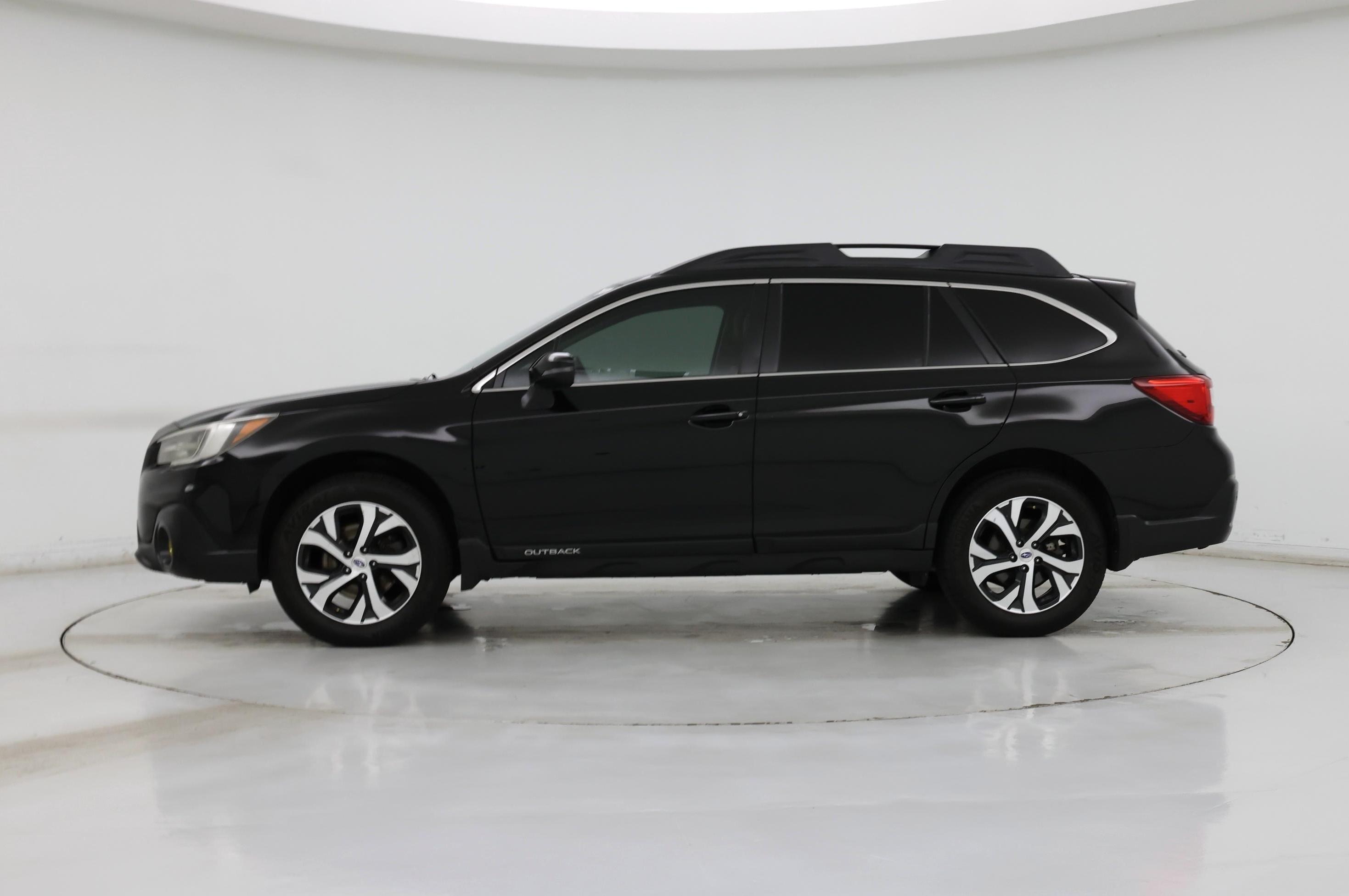 Thumbnail: 2018 Subaru Outback - 3