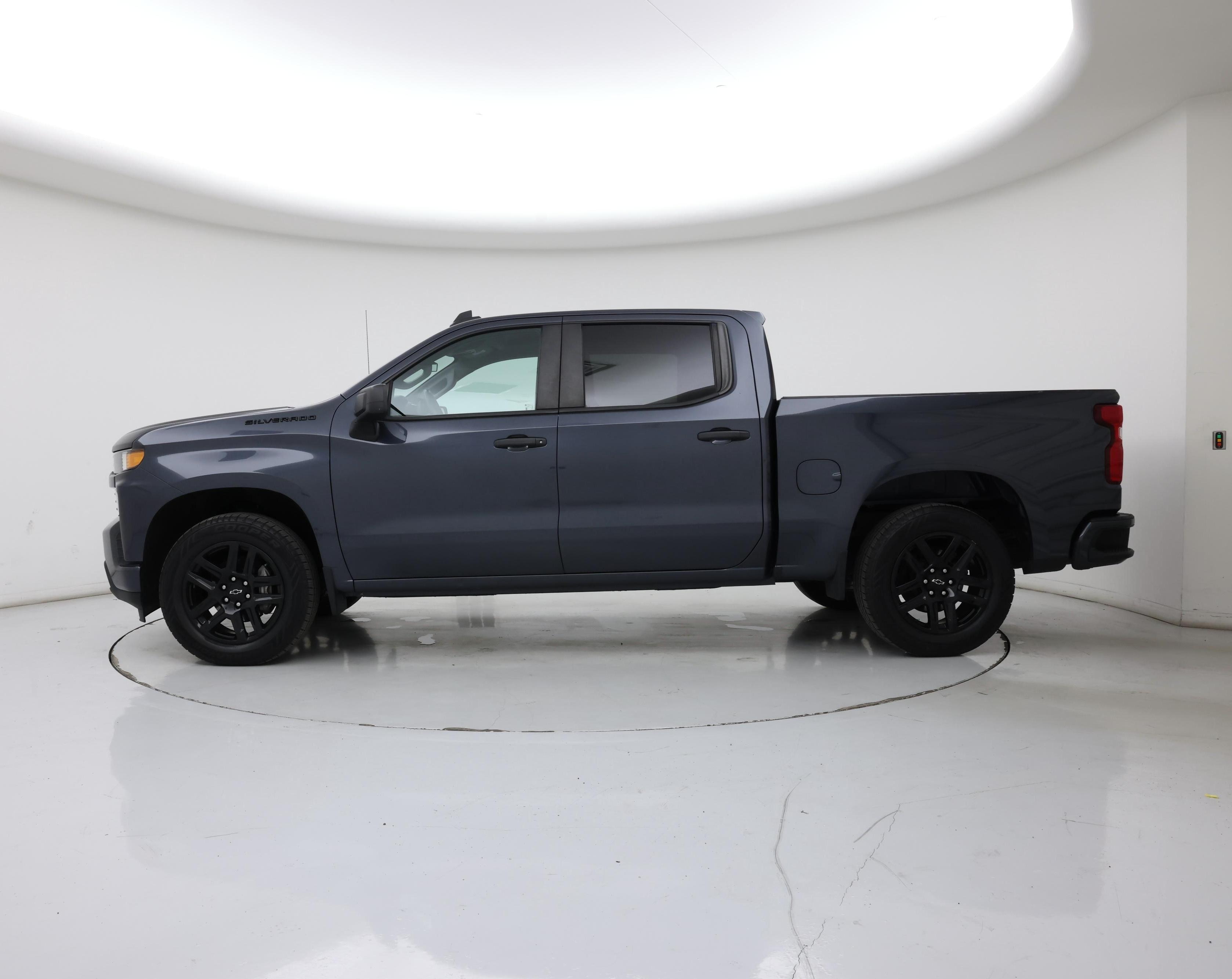 Thumbnail: 2022 Chevrolet Silverado 1500 - 3