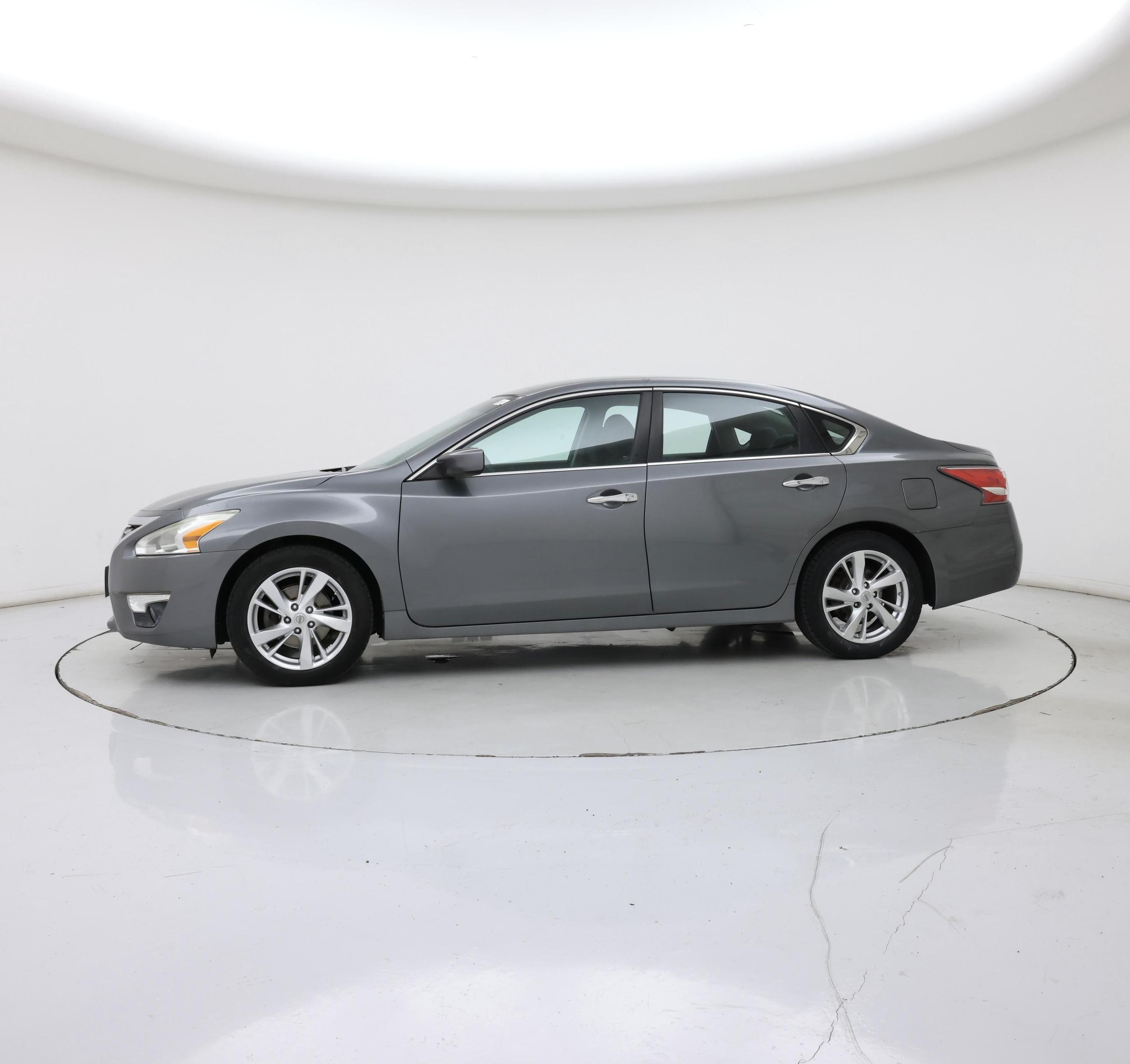 Thumbnail: 2015 Nissan Altima - 3