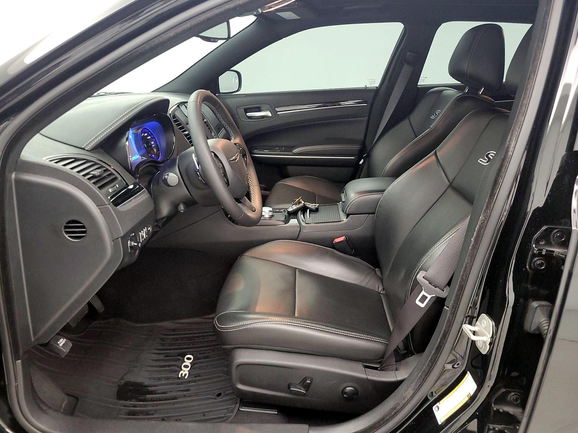 Thumbnail: 2023 Chrysler 300 - 11