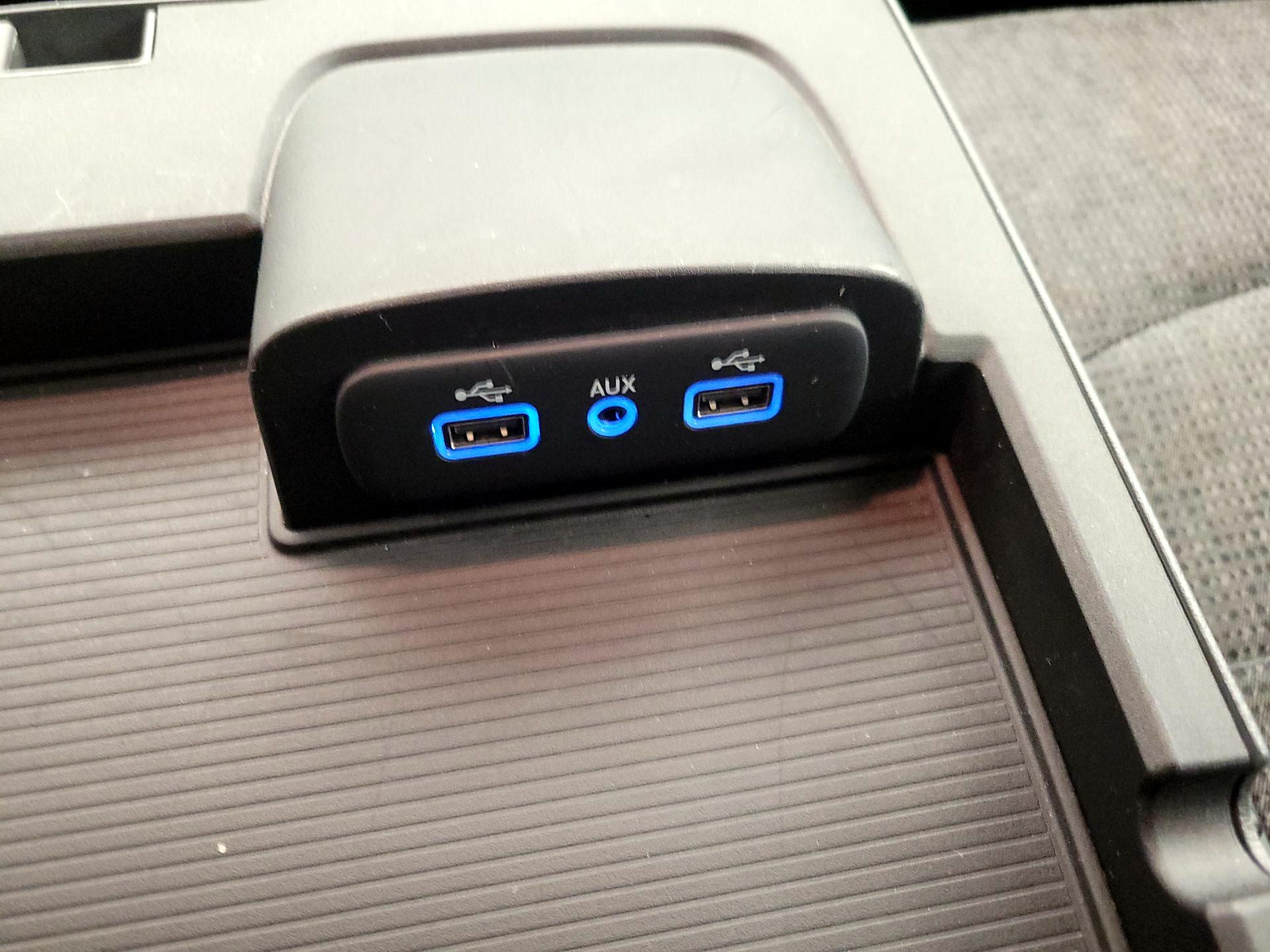 Thumbnail: 2019 RAM 1500 Classic - 18