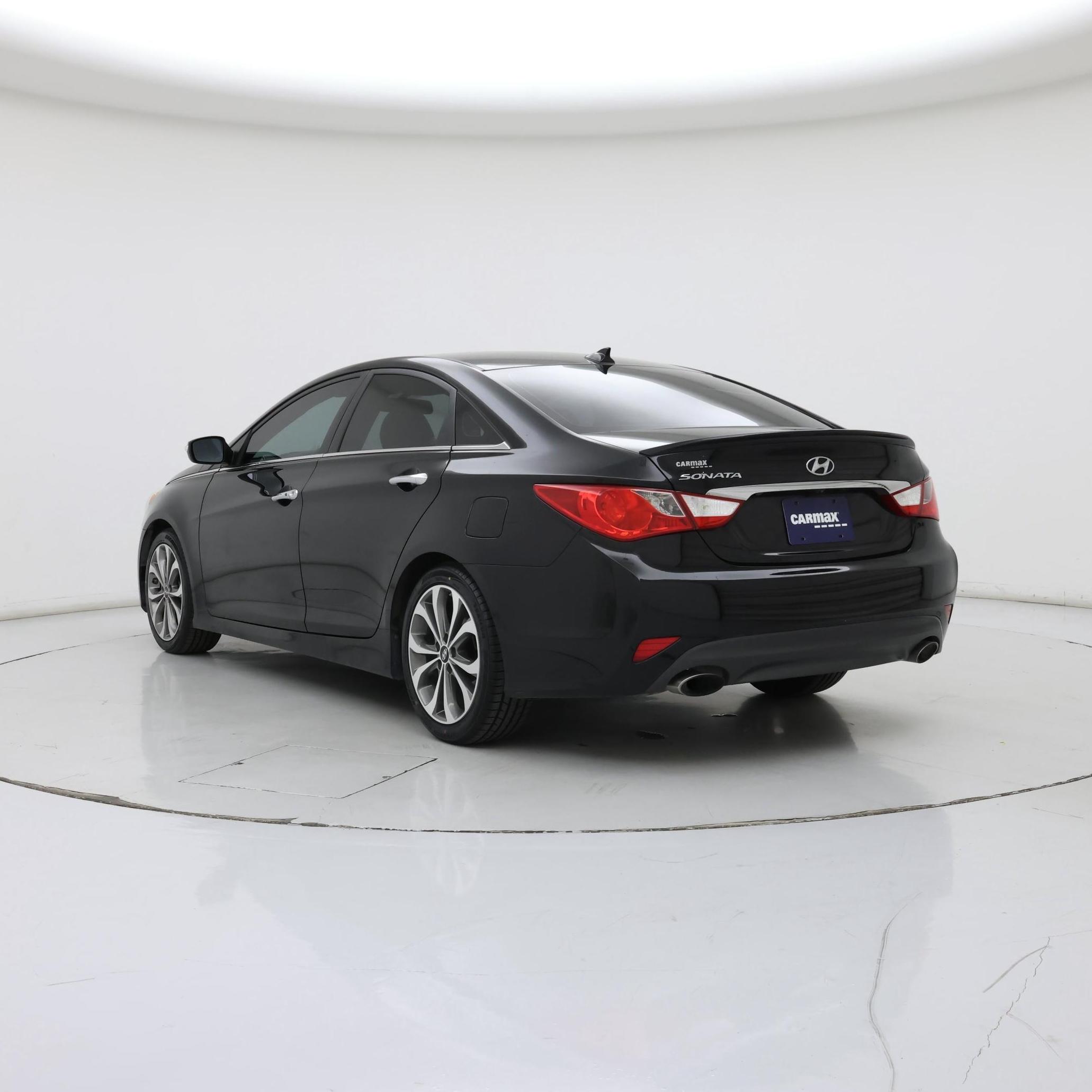 Thumbnail: 2014 Hyundai Sonata - 2