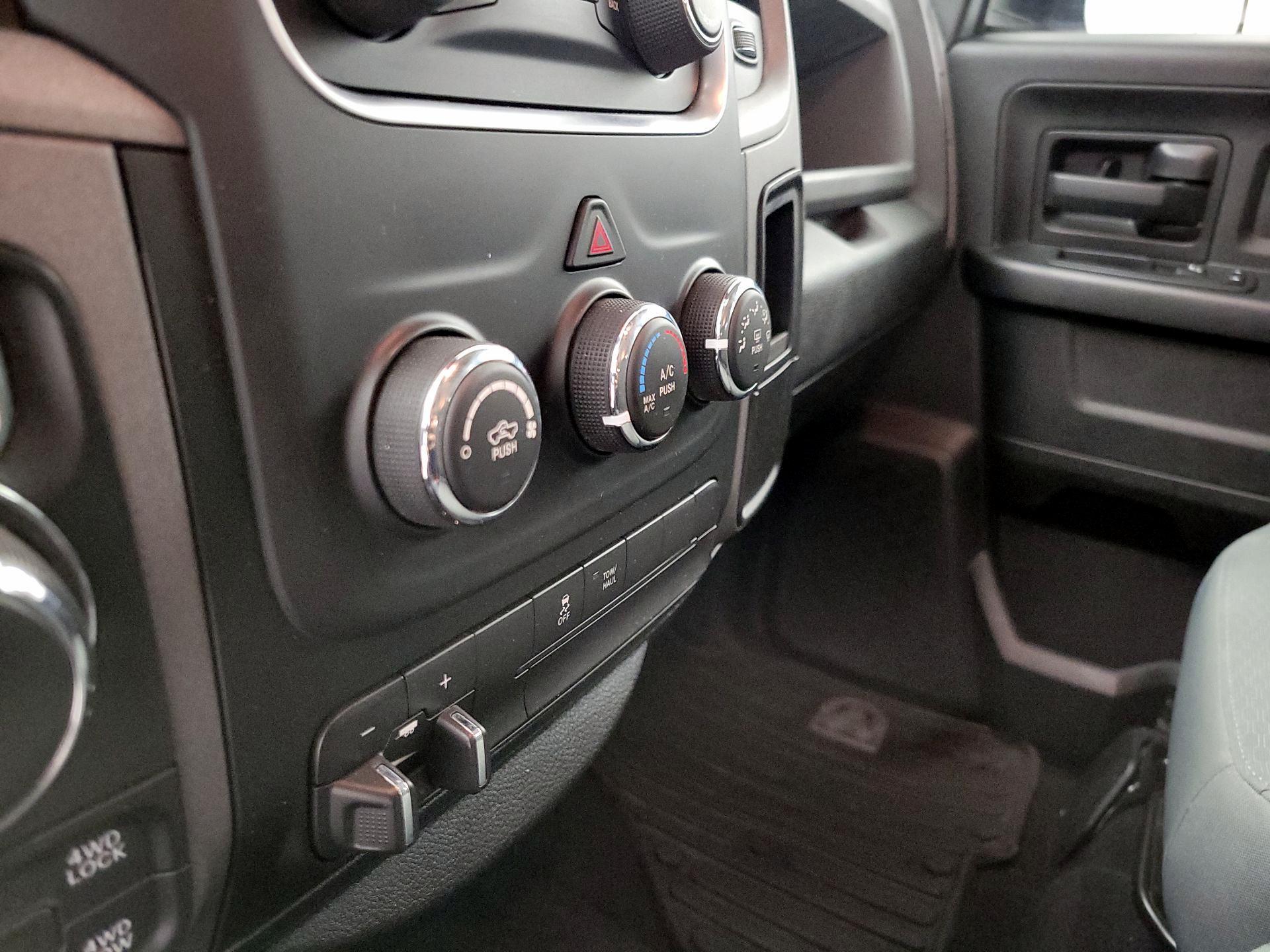 Thumbnail: 2018 RAM 1500 - 16