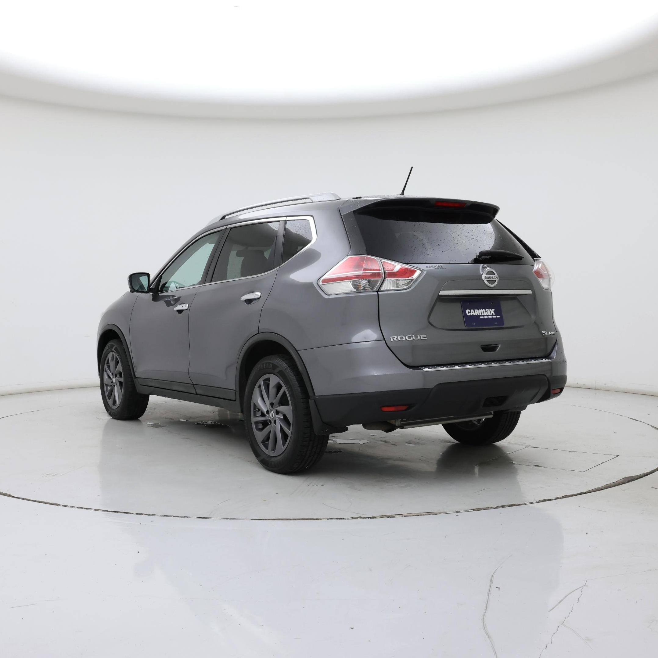 Thumbnail: 2016 Nissan Rogue - 2