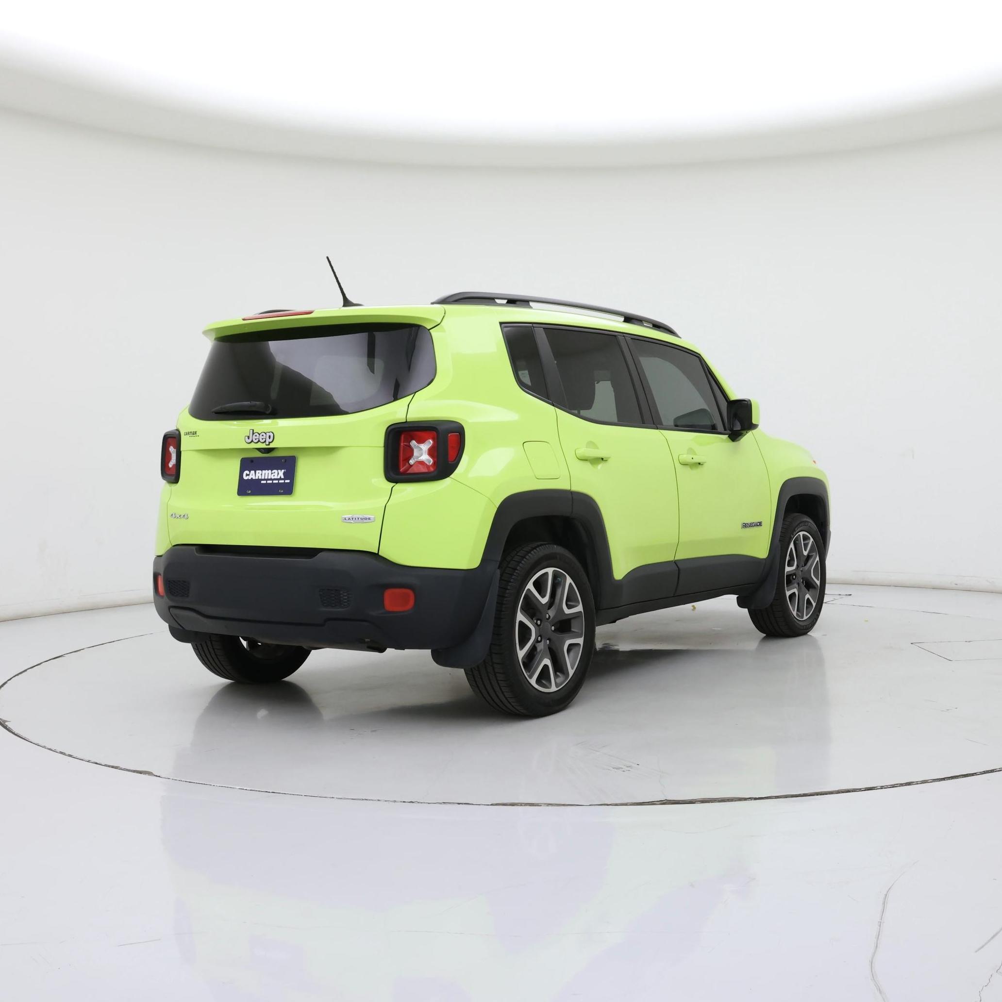 Thumbnail: 2017 Jeep Renegade - 8