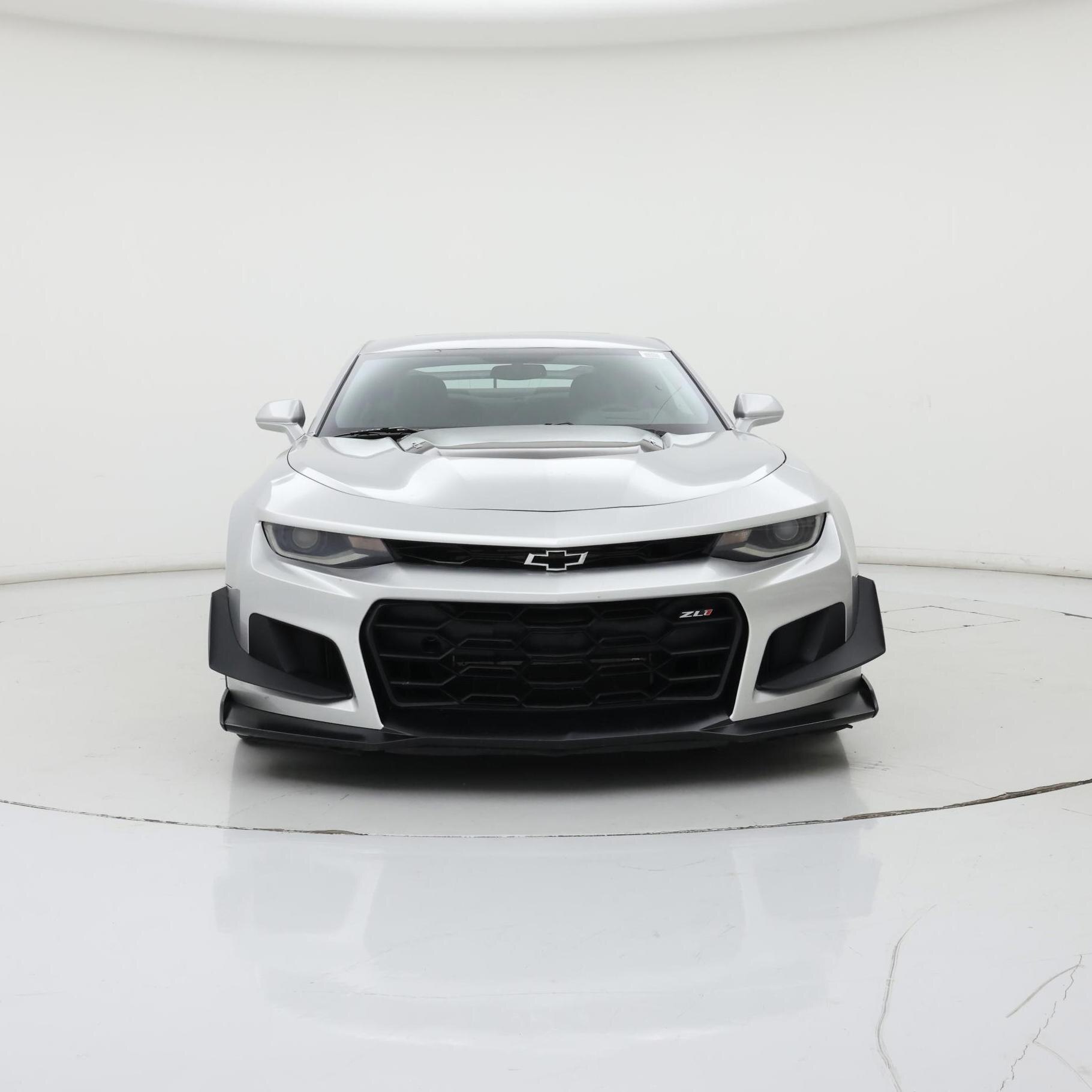 Thumbnail: 2017 Chevrolet Camaro - 5