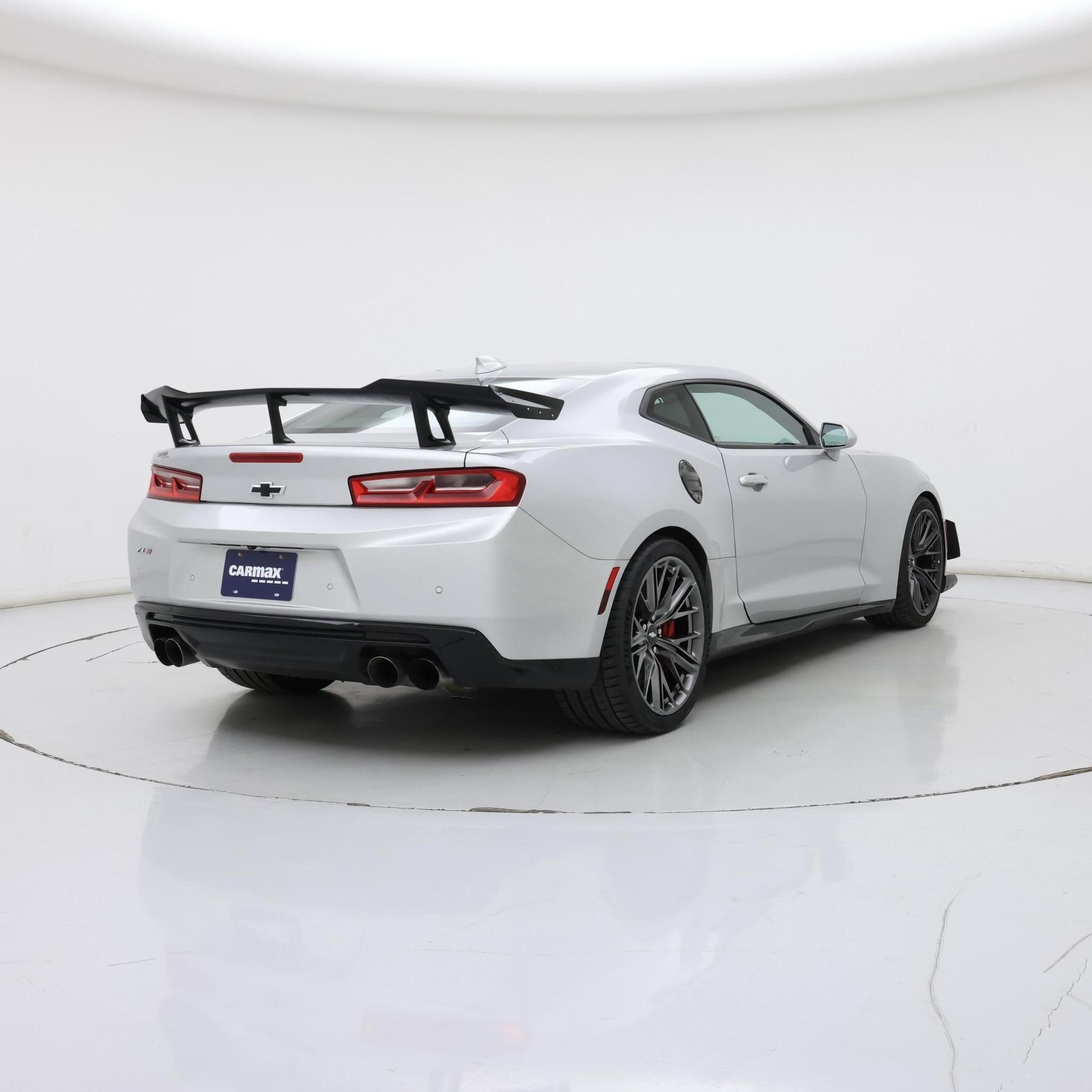 Thumbnail: 2017 Chevrolet Camaro - 8