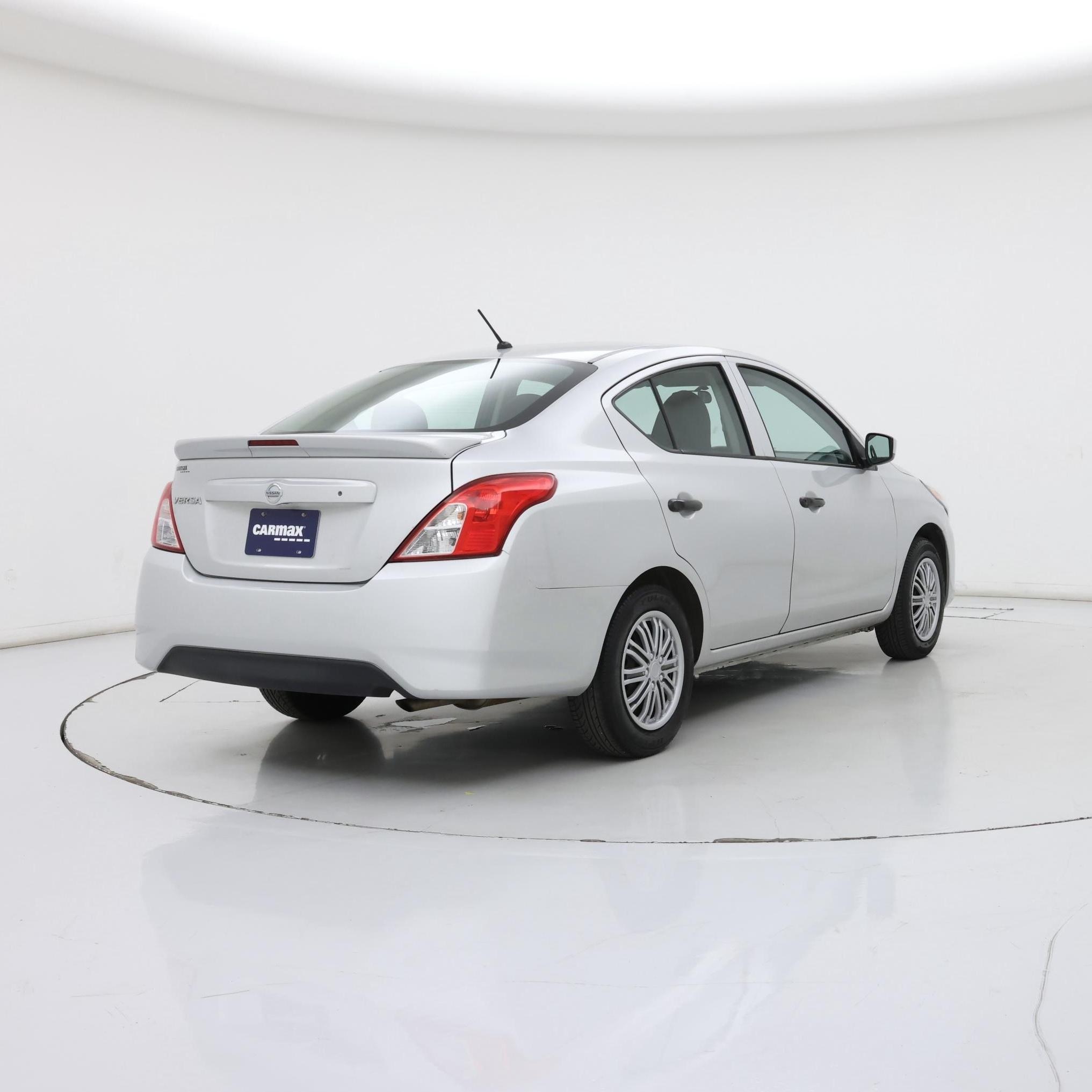 Thumbnail: 2017 Nissan Versa - 8