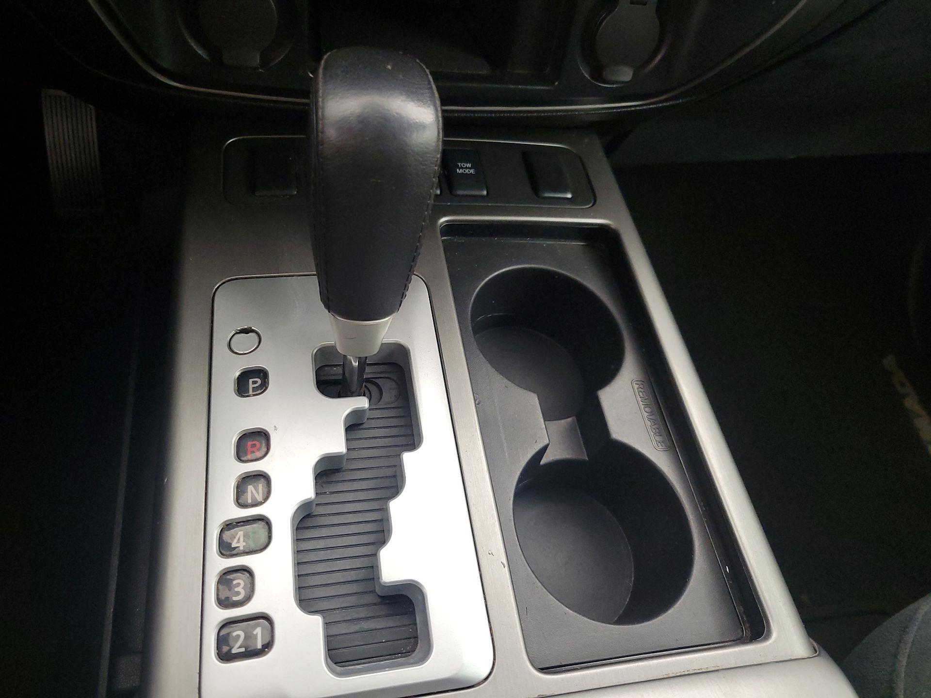 Thumbnail: 2015 Nissan Armada - 17