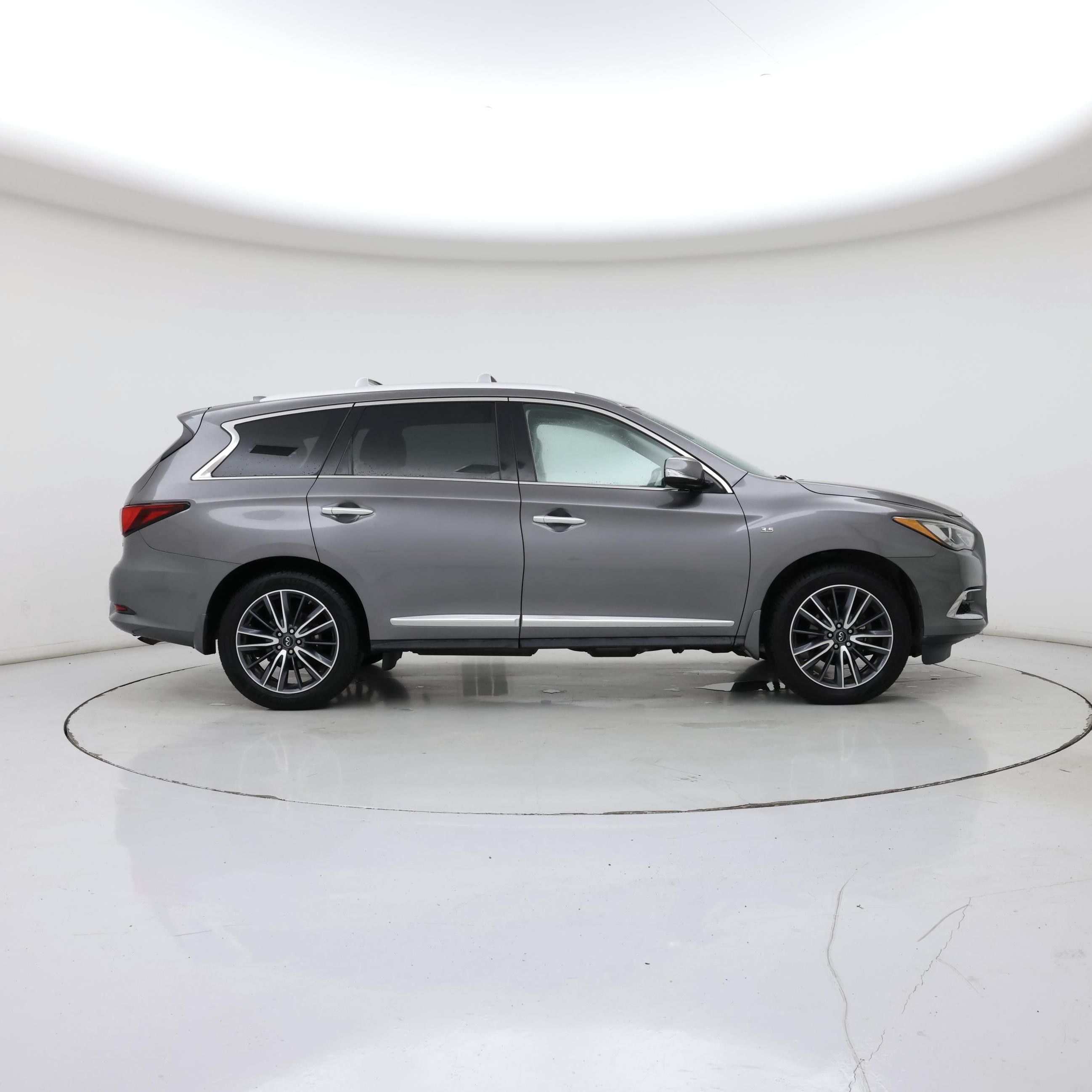 Thumbnail: 2017 INFINITI QX60 - 7