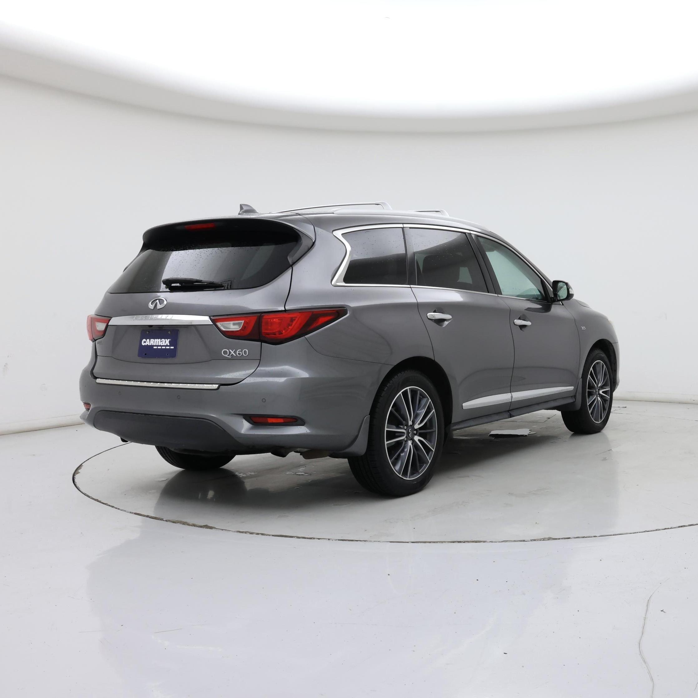 Thumbnail: 2017 INFINITI QX60 - 8