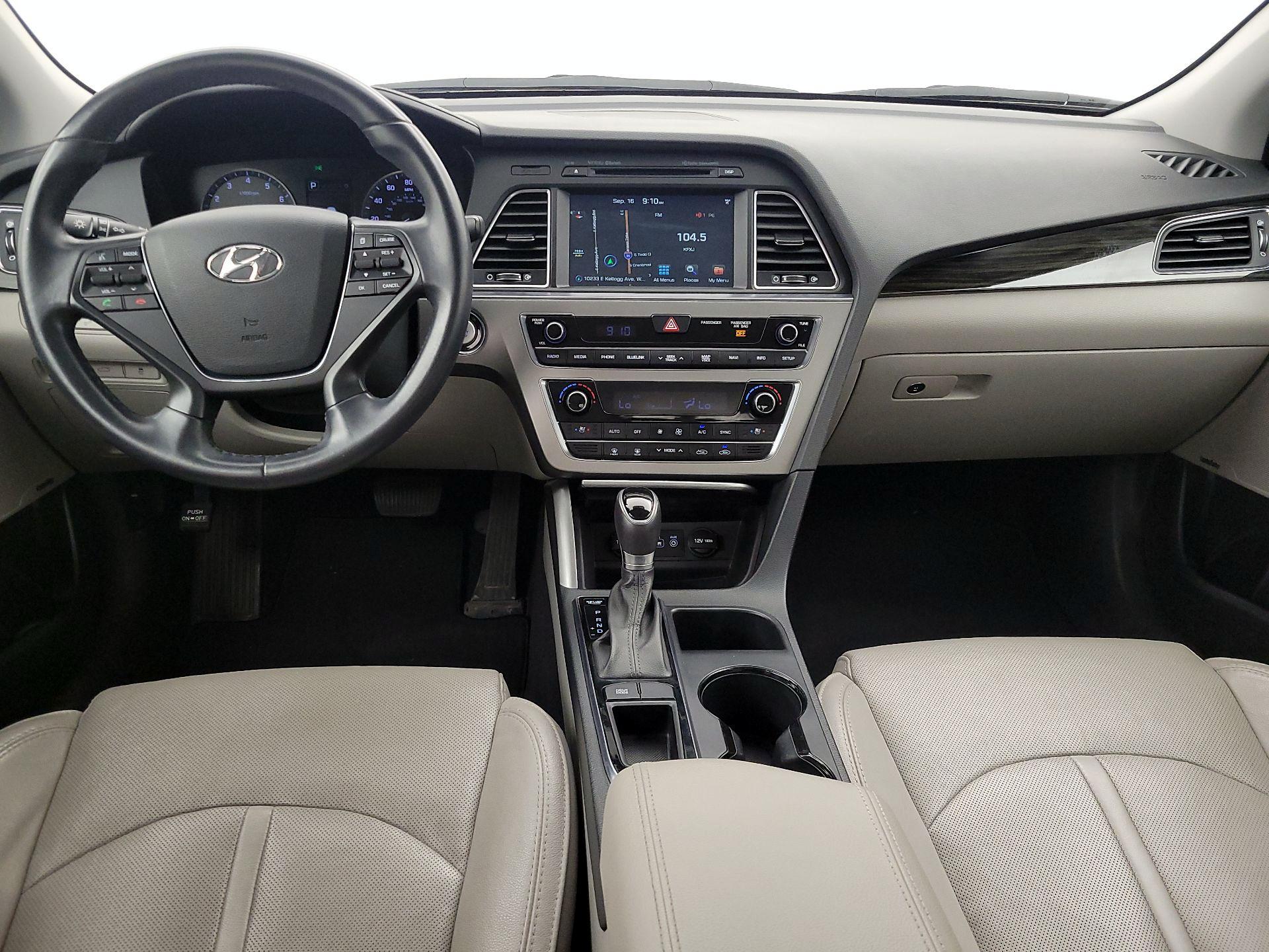 Thumbnail: 2017 Hyundai Sonata - 9
