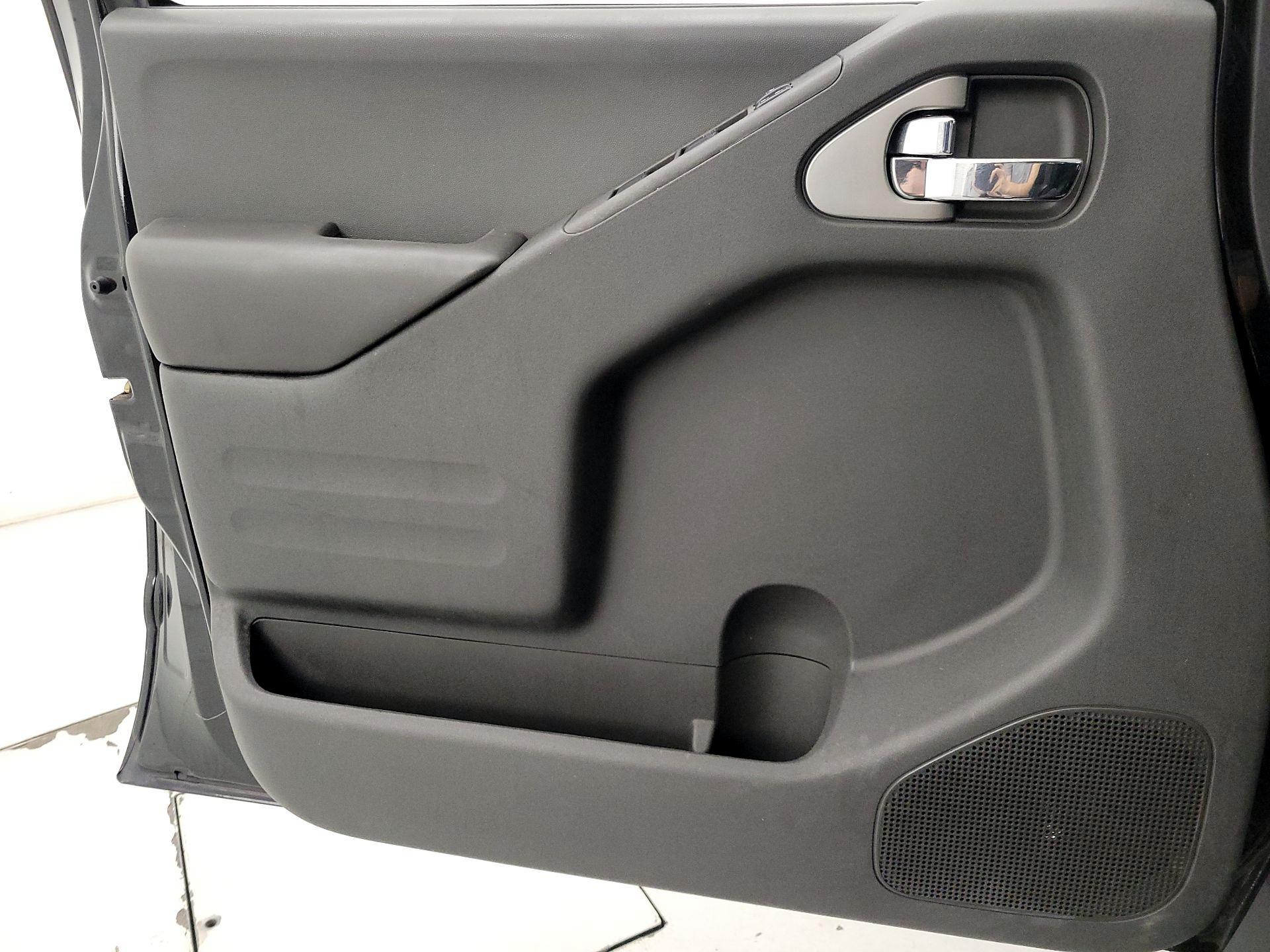 Thumbnail: 2018 Nissan Frontier - 12