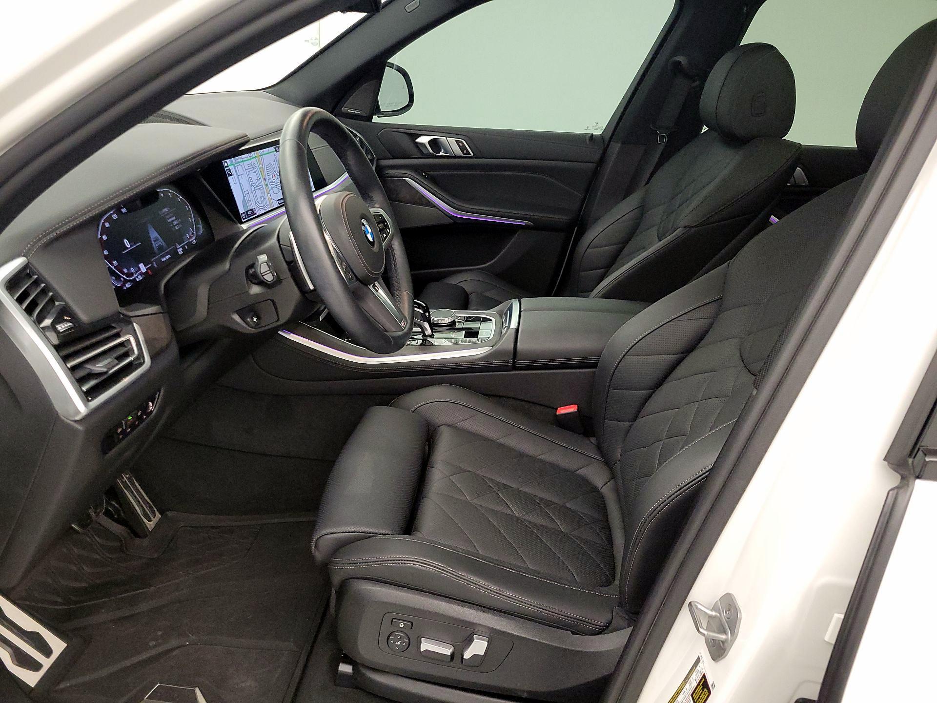 Thumbnail: 2023 BMW X5 - 11