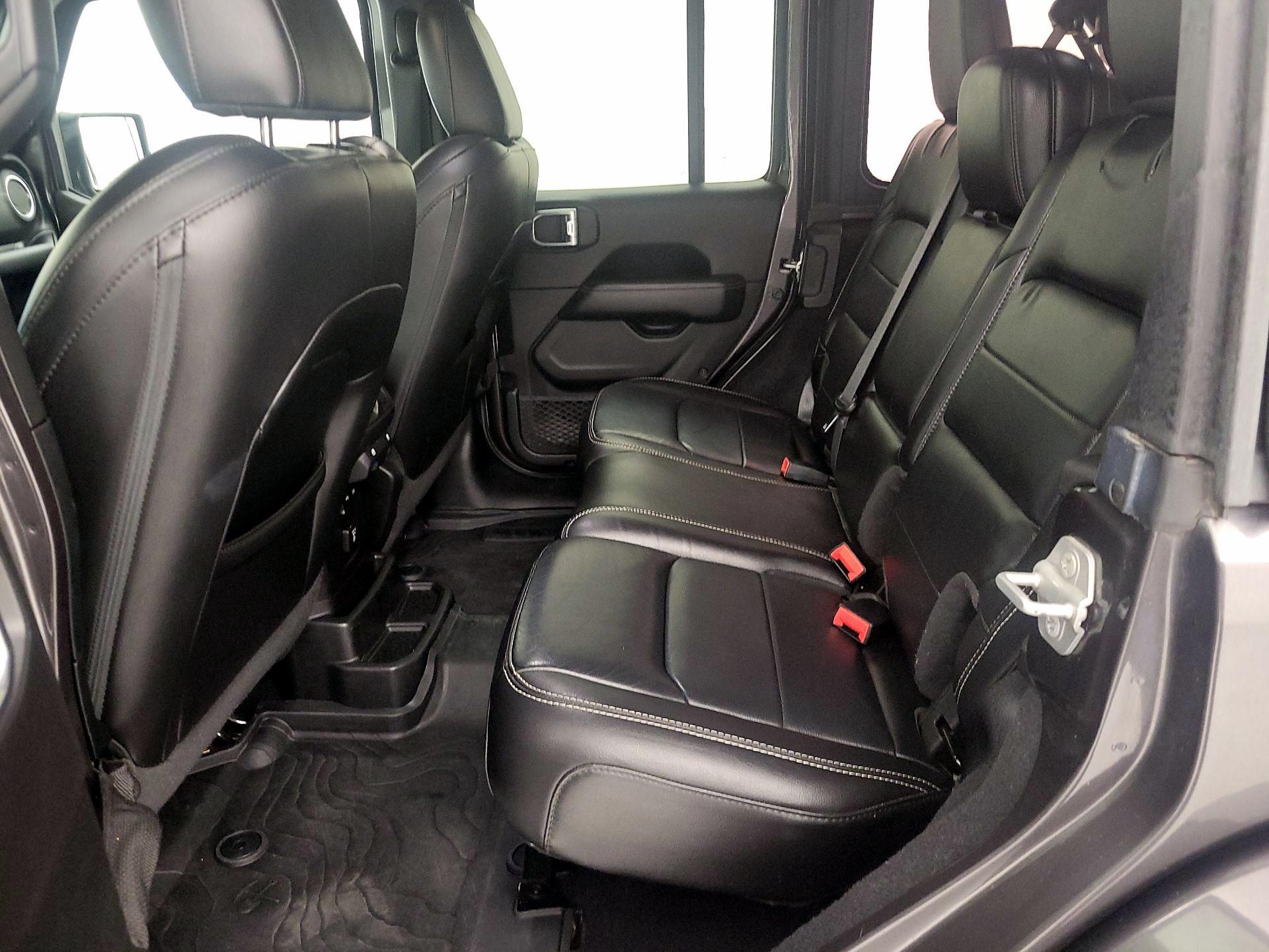 Thumbnail: 2019 Jeep Wrangler - 20