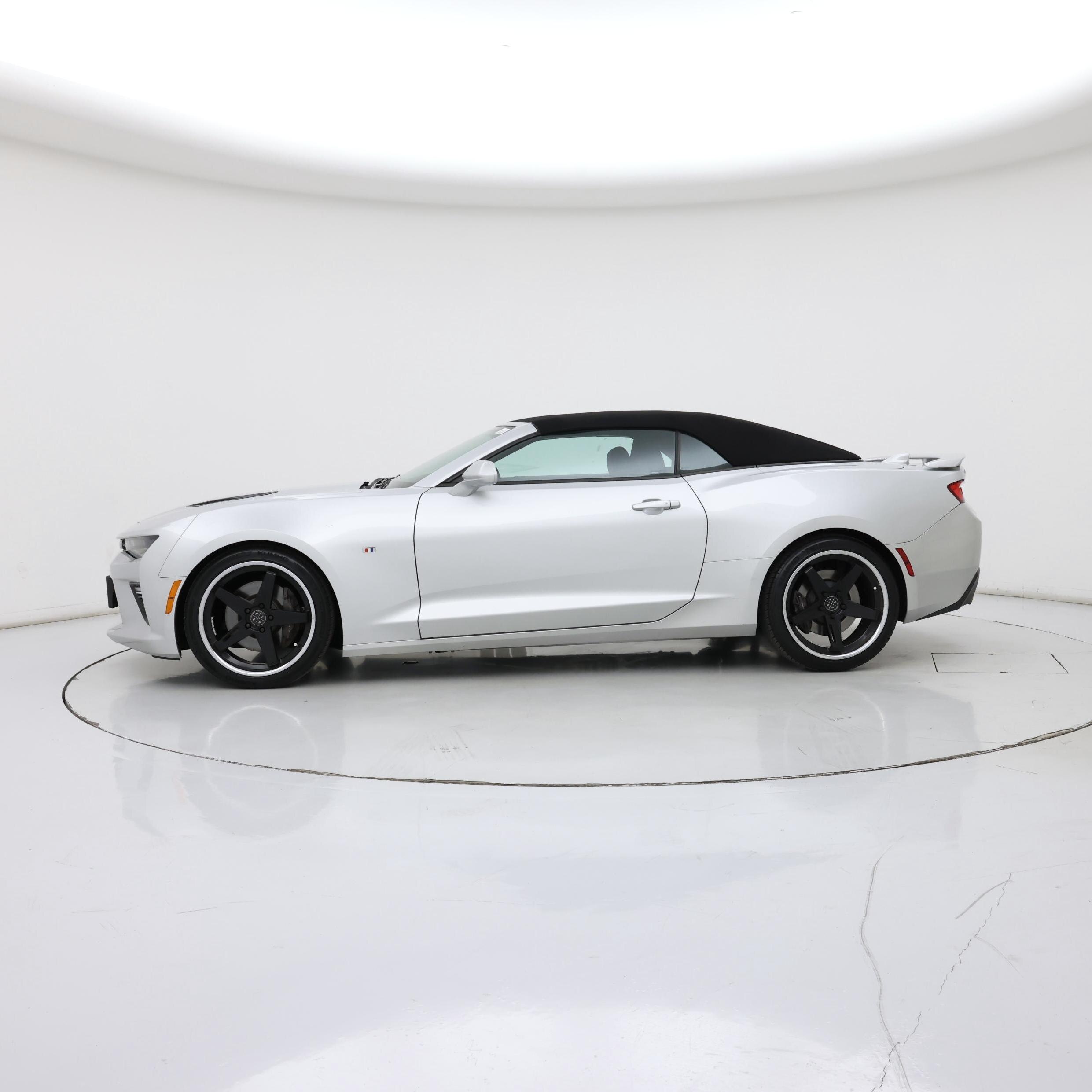 Thumbnail: 2017 Chevrolet Camaro - 3