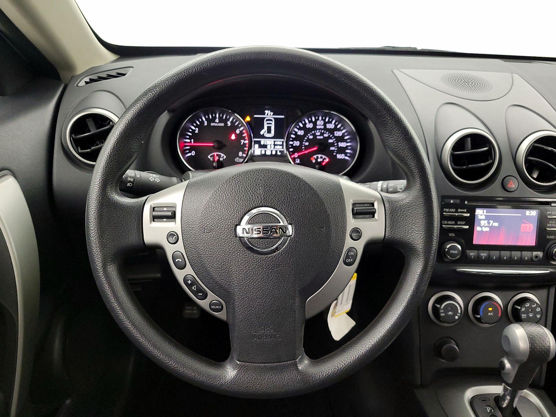 Thumbnail: 2015 Nissan Rogue - 10