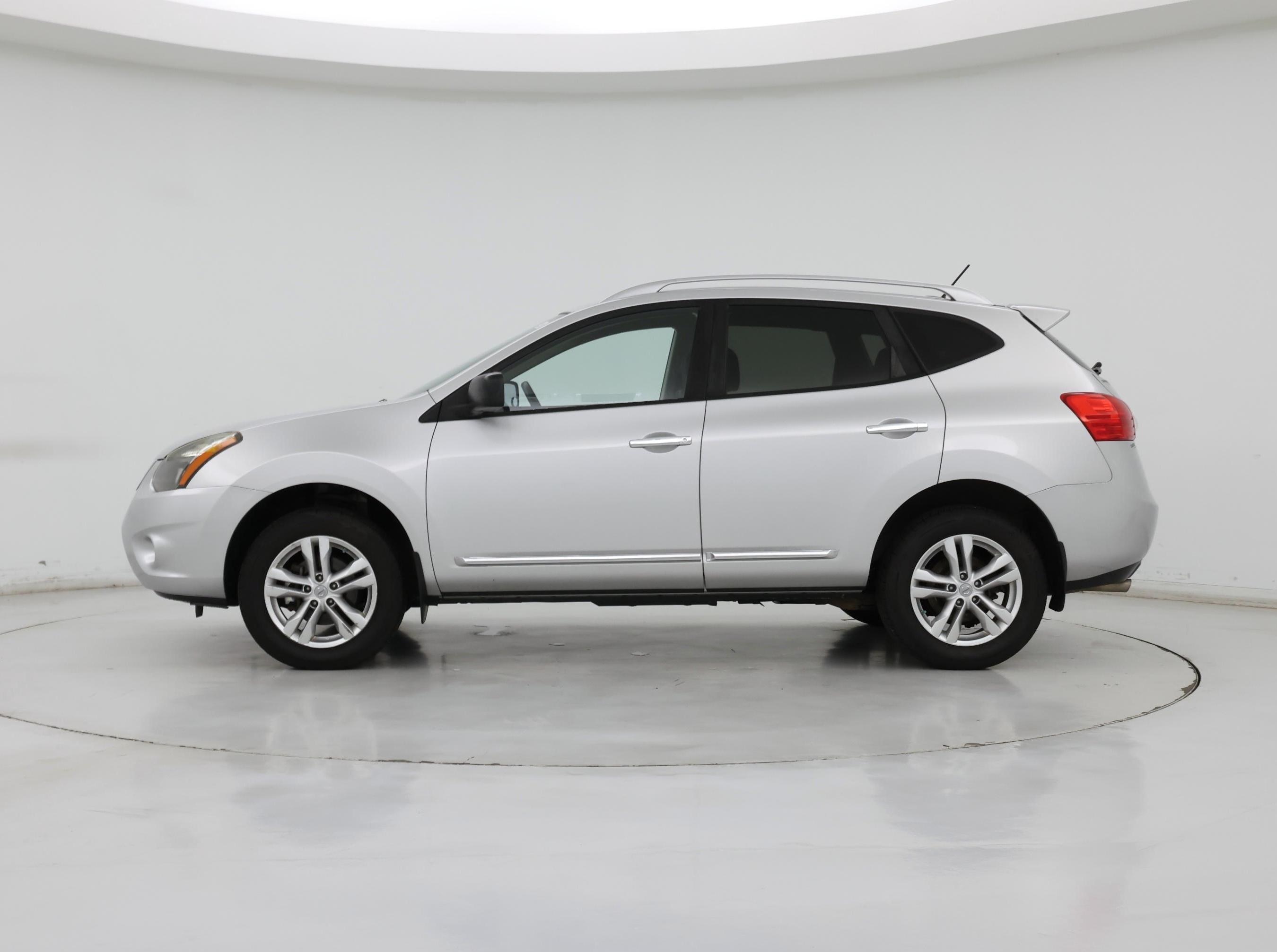 Thumbnail: 2015 Nissan Rogue - 3
