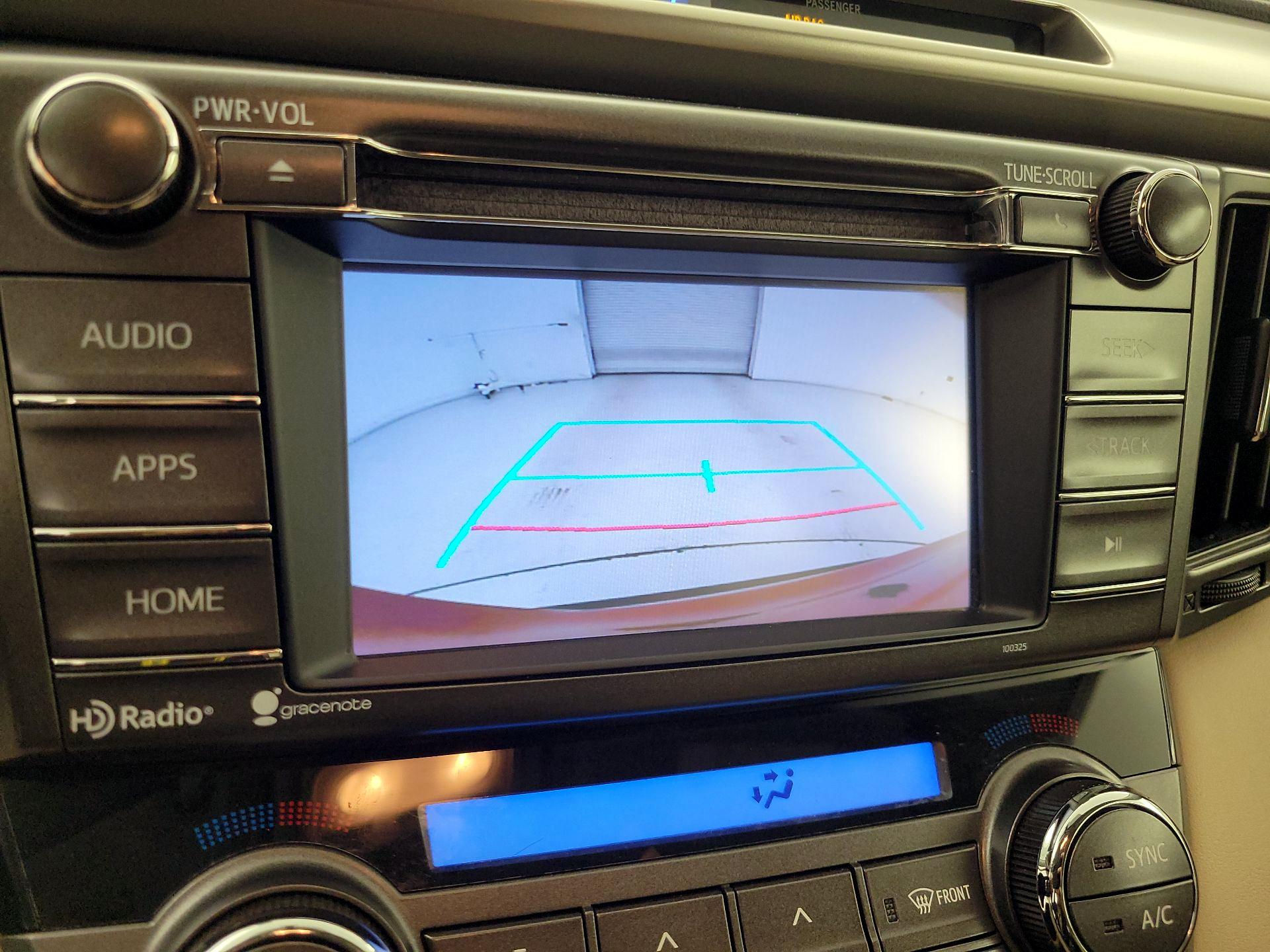 Thumbnail: 2015 Toyota RAV4 - 14