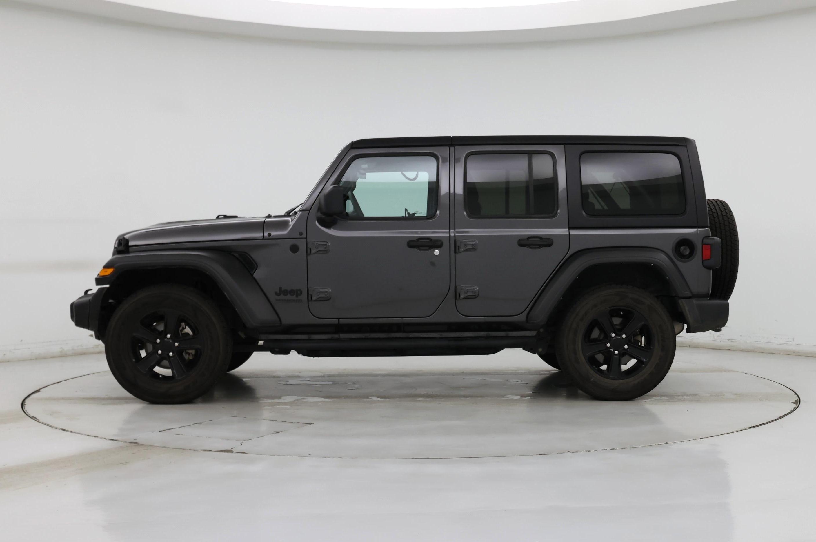 Thumbnail: 2022 Jeep Wrangler - 3
