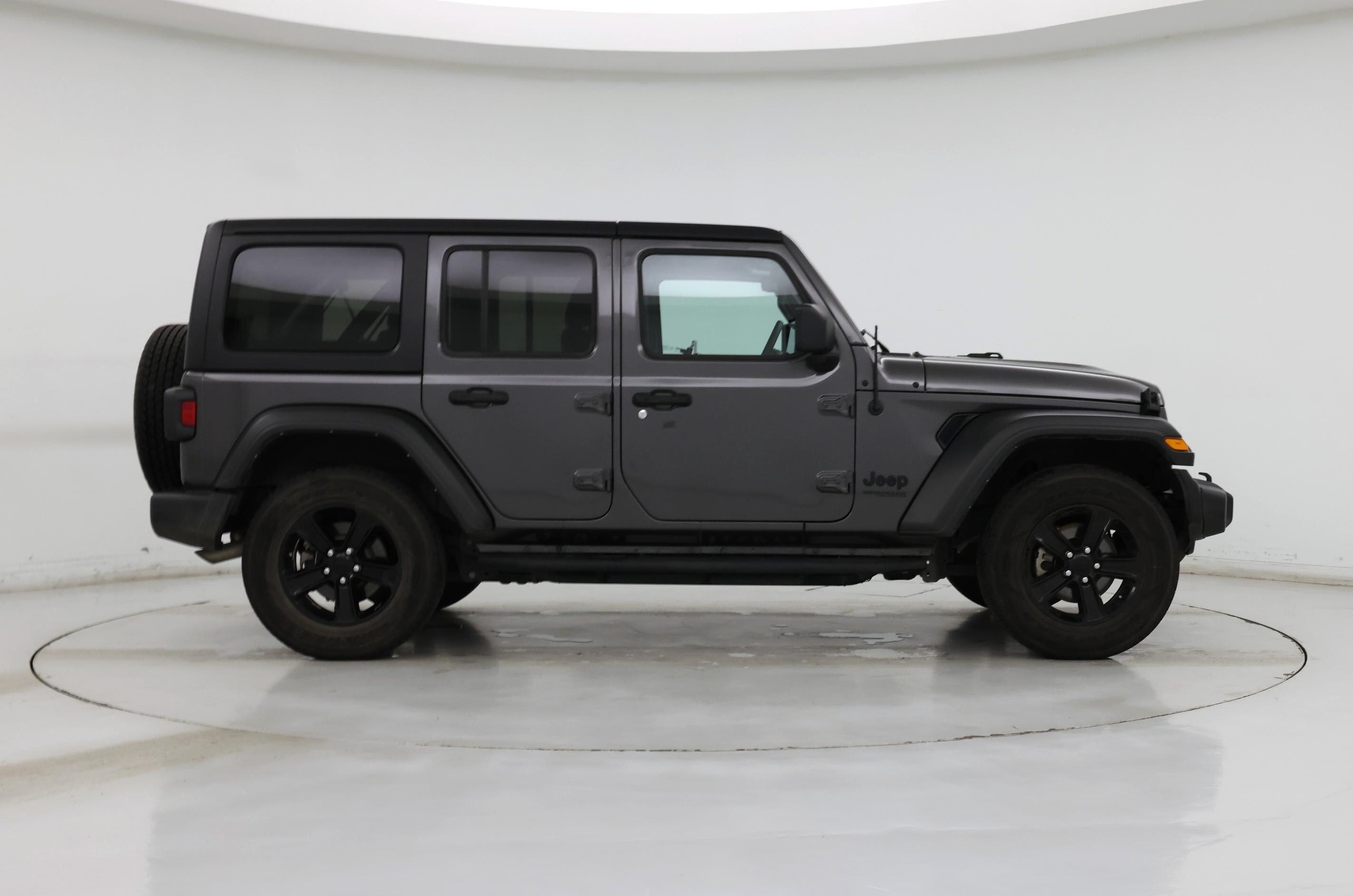 Thumbnail: 2022 Jeep Wrangler - 7
