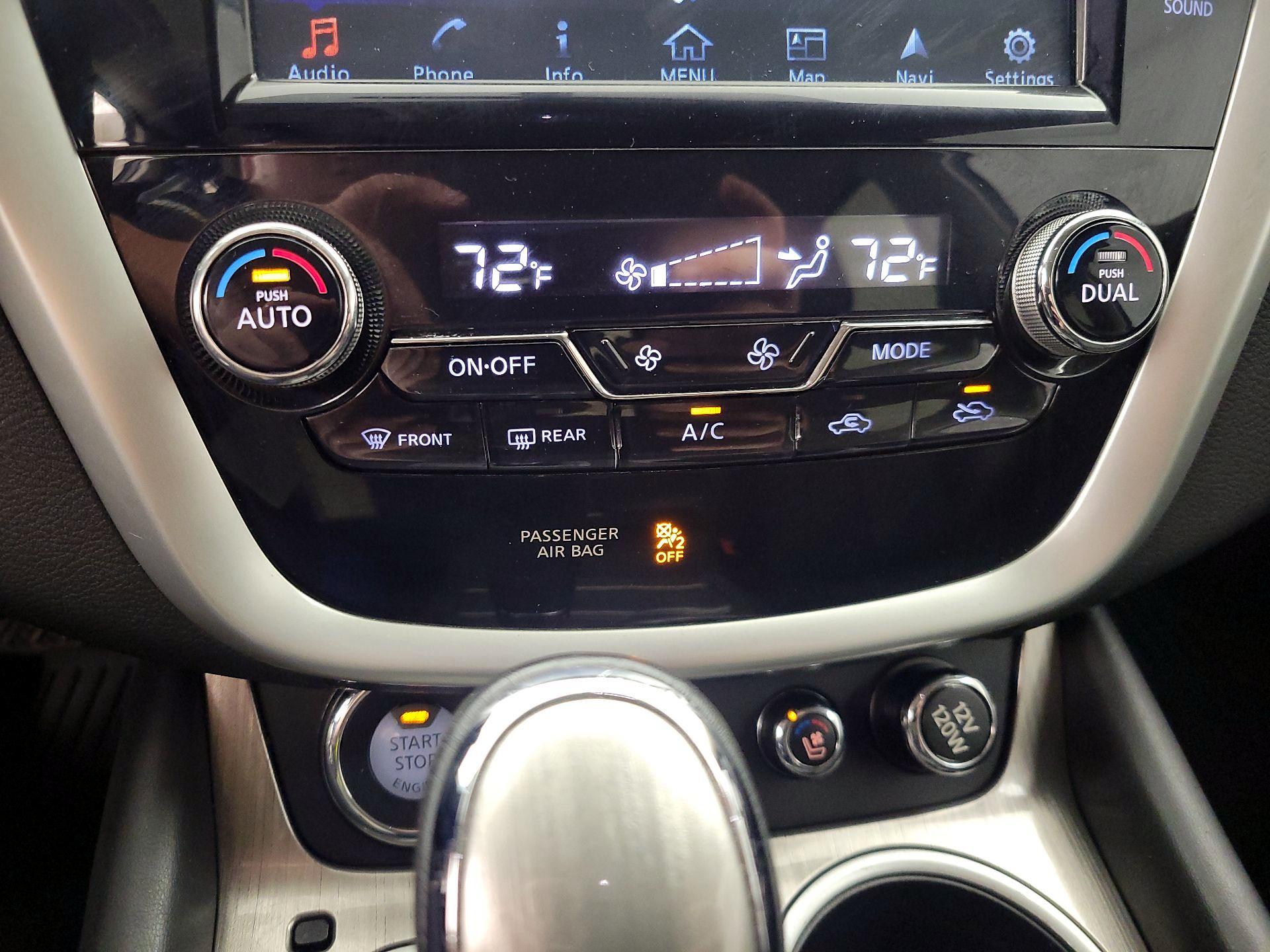 Thumbnail: 2017 Nissan Murano - 17