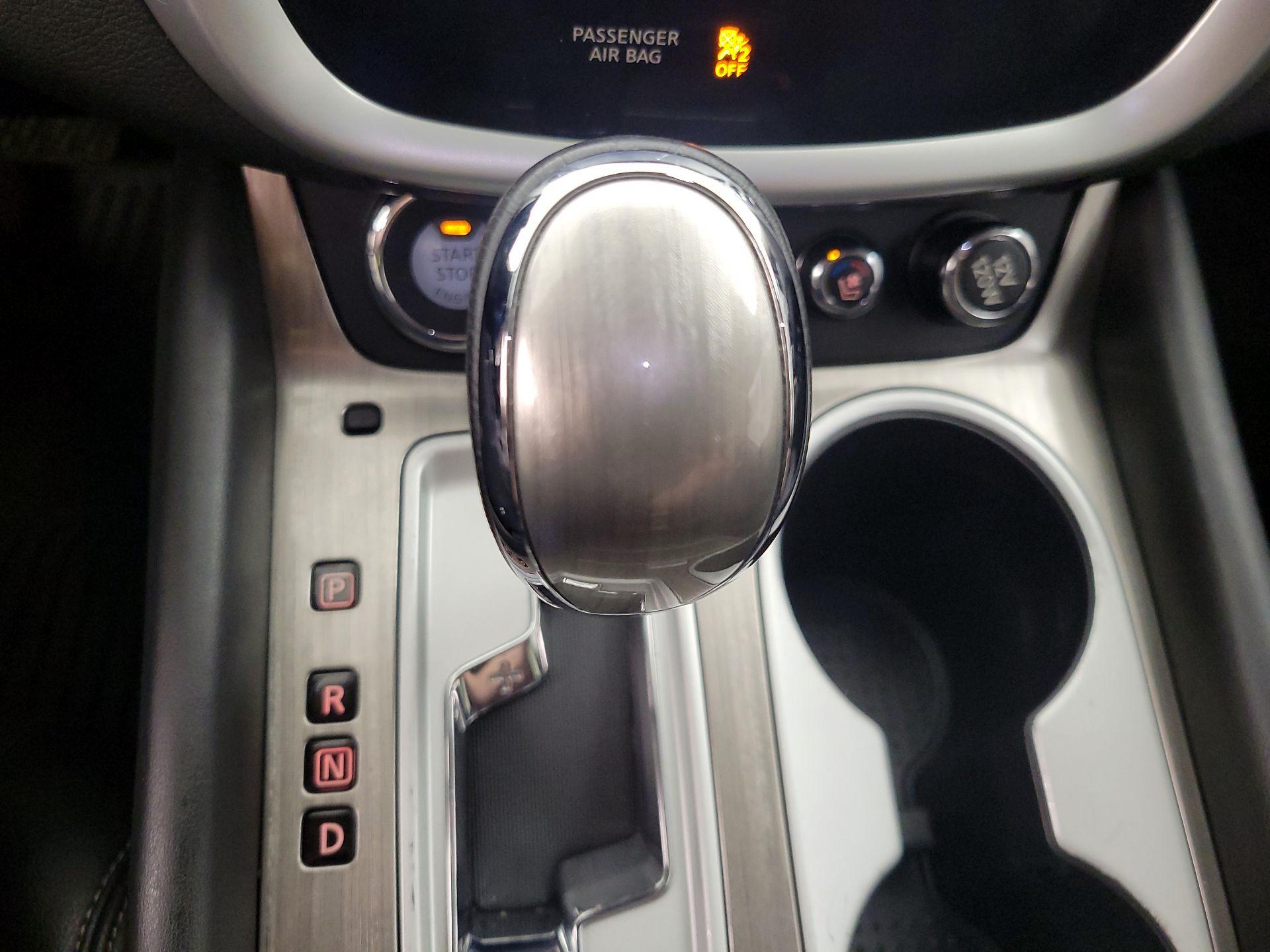 Thumbnail: 2017 Nissan Murano - 18