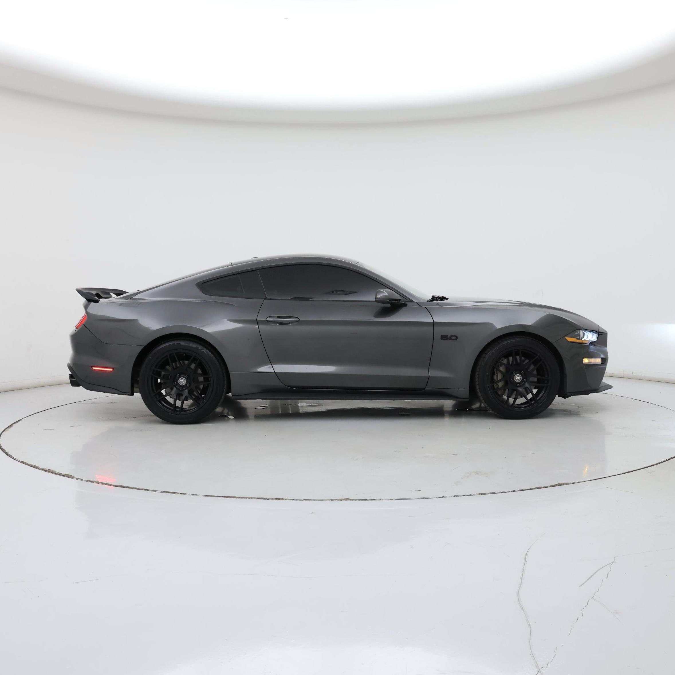 Thumbnail: 2019 Ford Mustang - 7