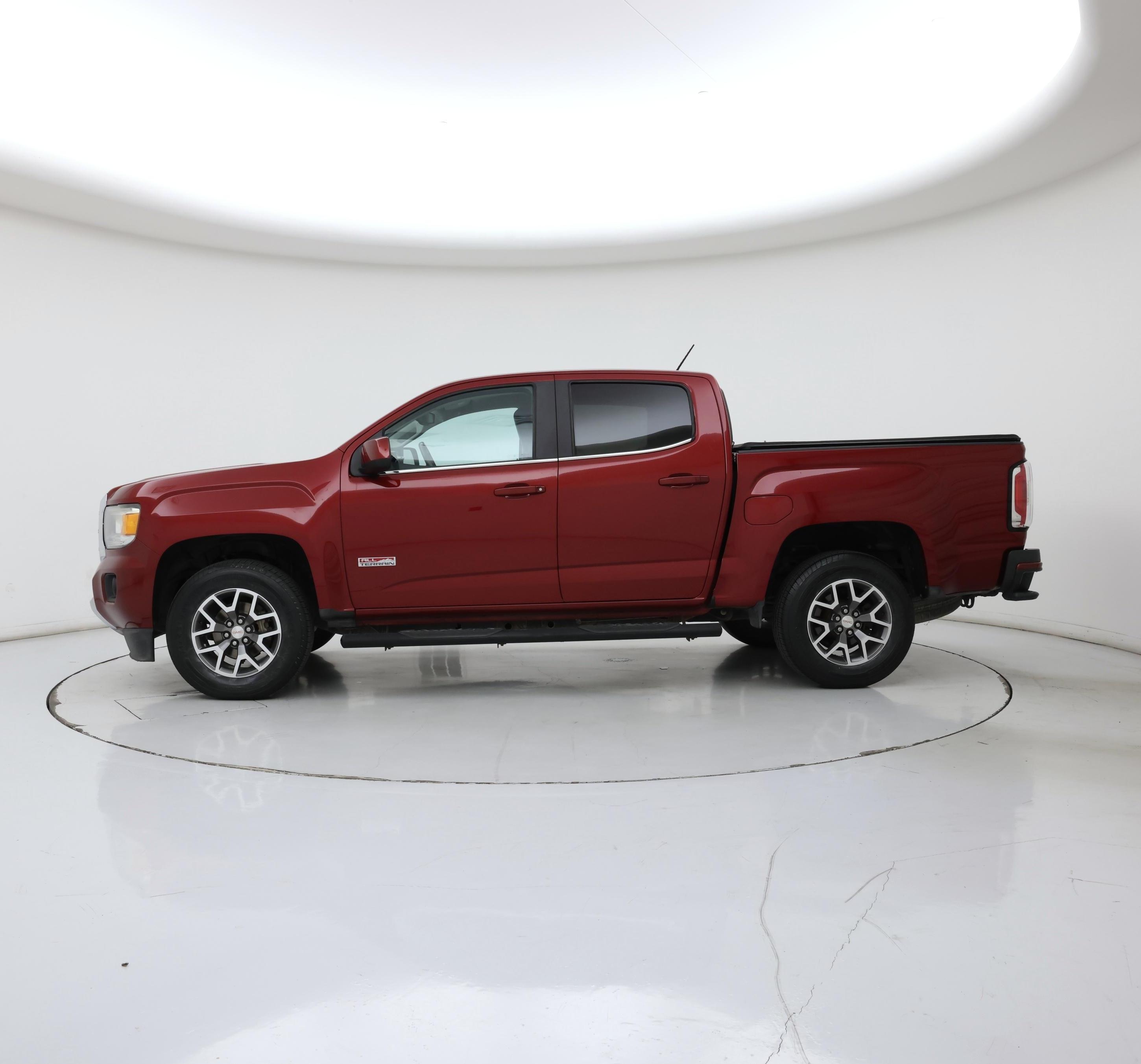 Thumbnail: 2017 GMC Canyon - 3