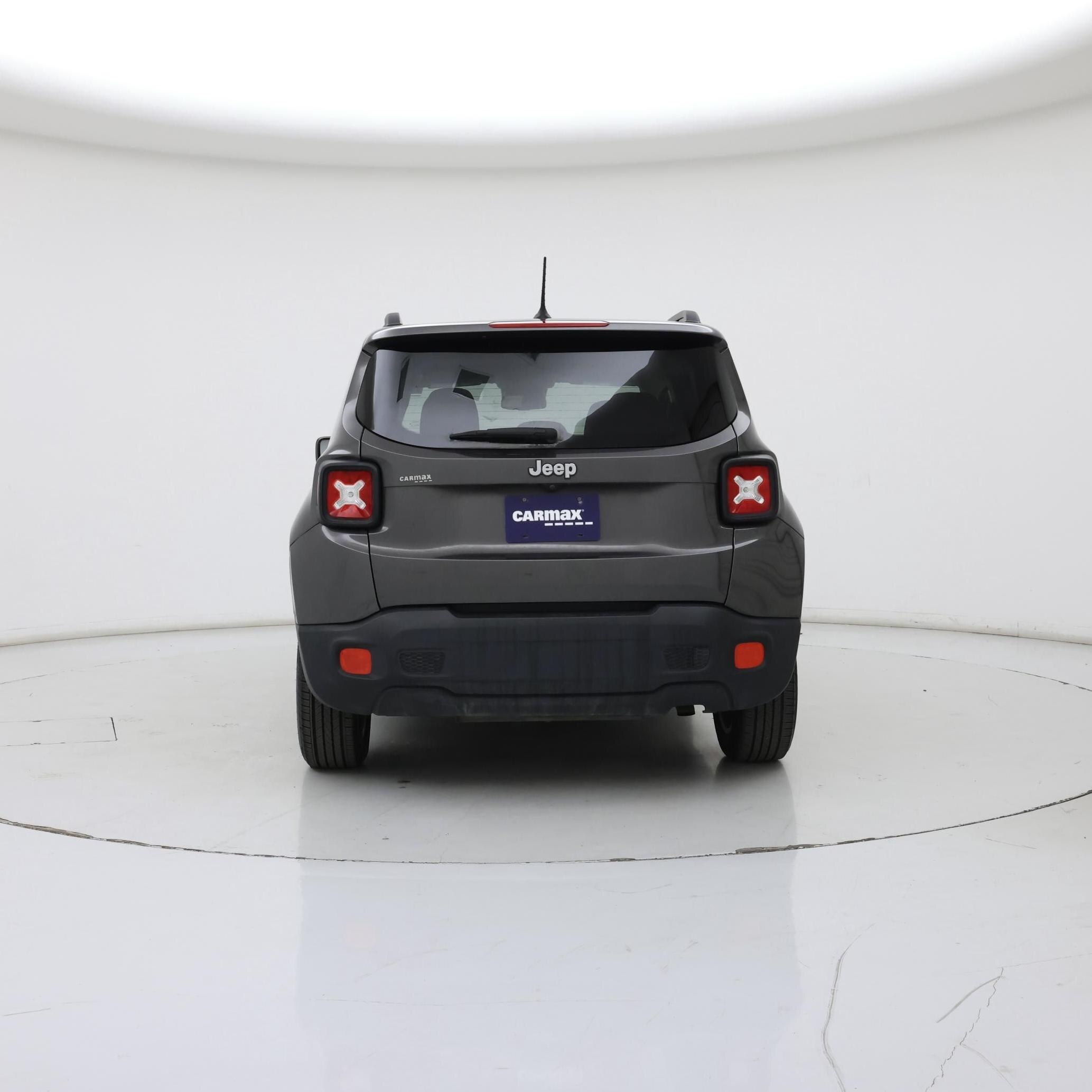 Thumbnail: 2016 Jeep Renegade - 6