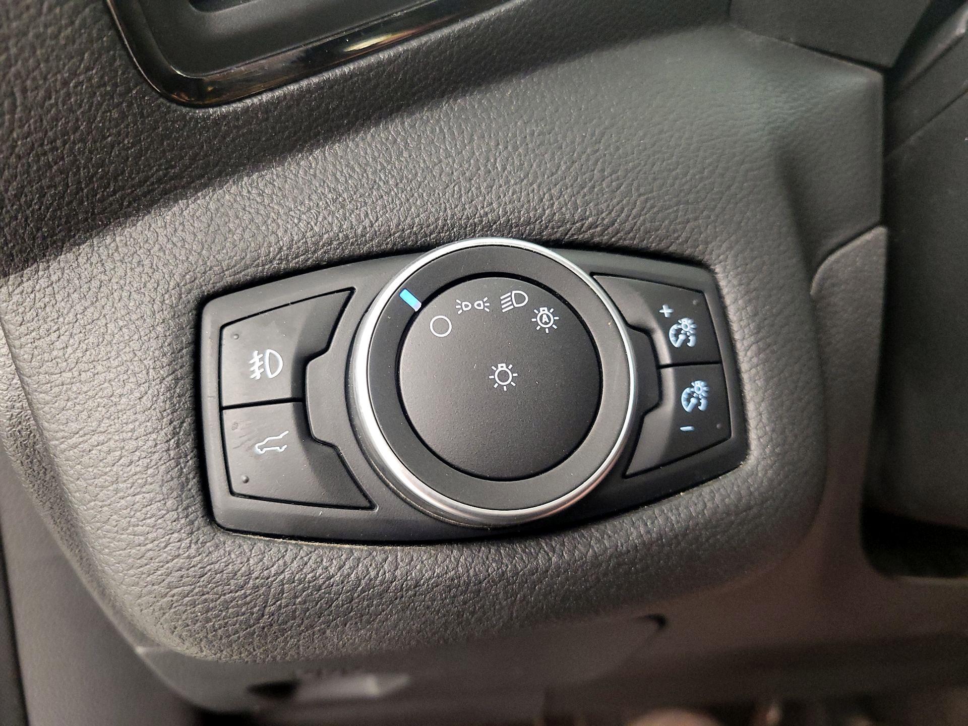 Thumbnail: 2018 Ford Escape - 13