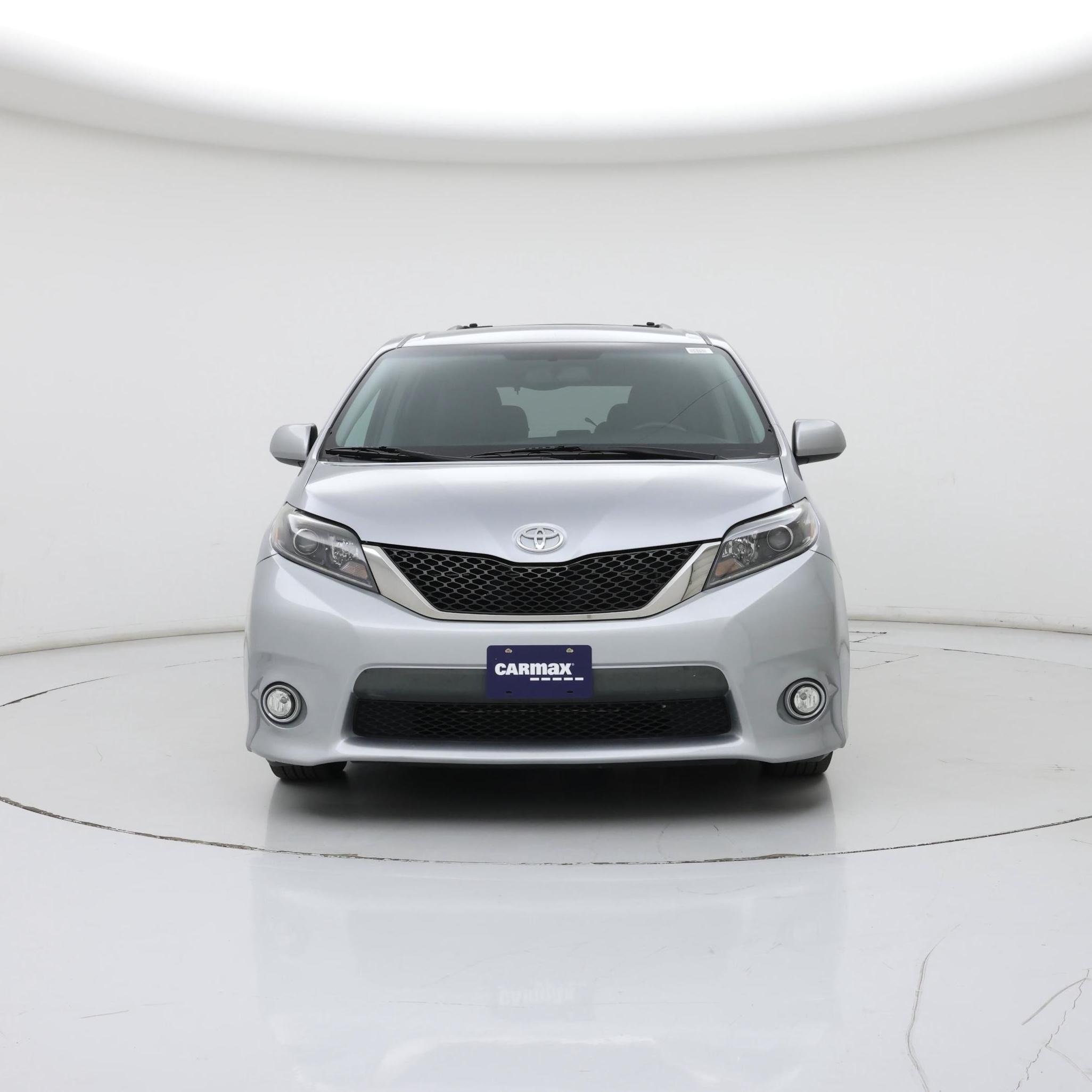 Thumbnail: 2016 Toyota Sienna - 5
