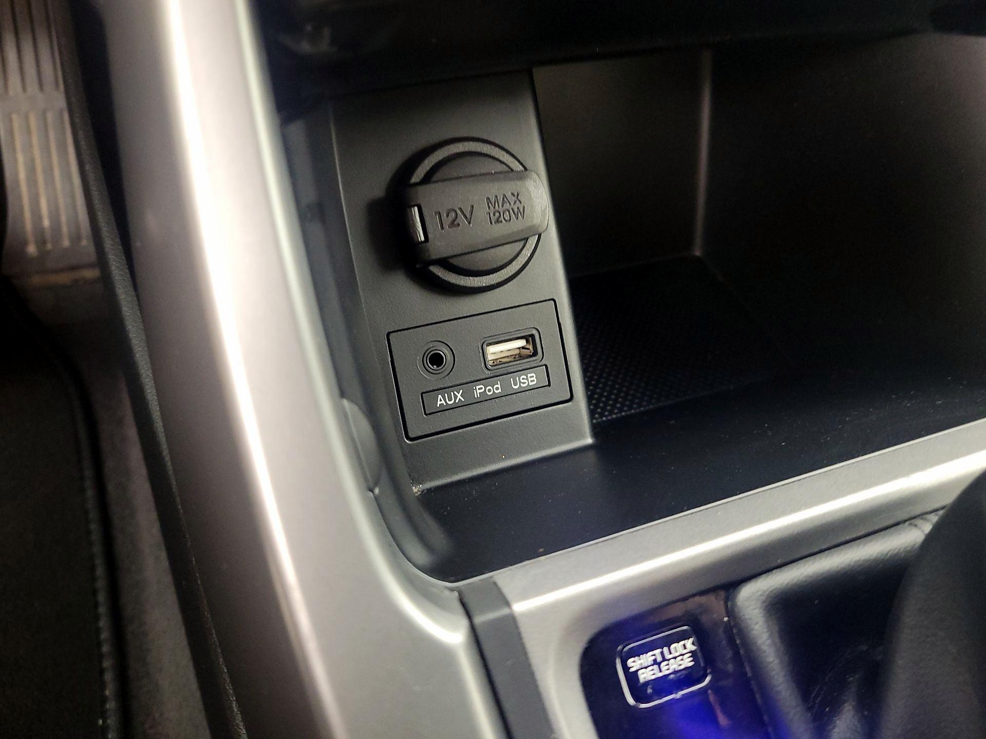 Thumbnail: 2014 Hyundai Elantra - 18