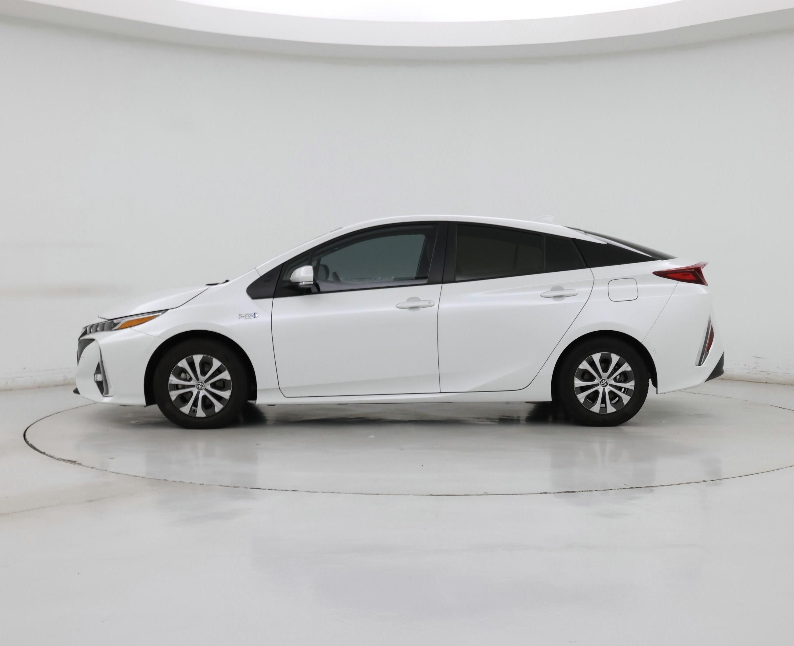 Thumbnail: 2022 Toyota Prius Prime - 3