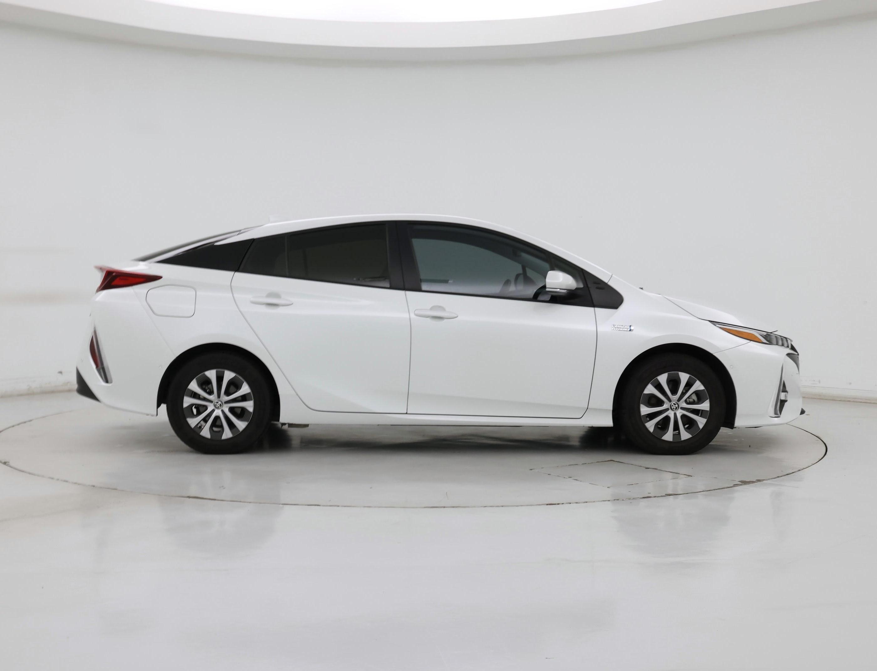 Thumbnail: 2022 Toyota Prius Prime - 7