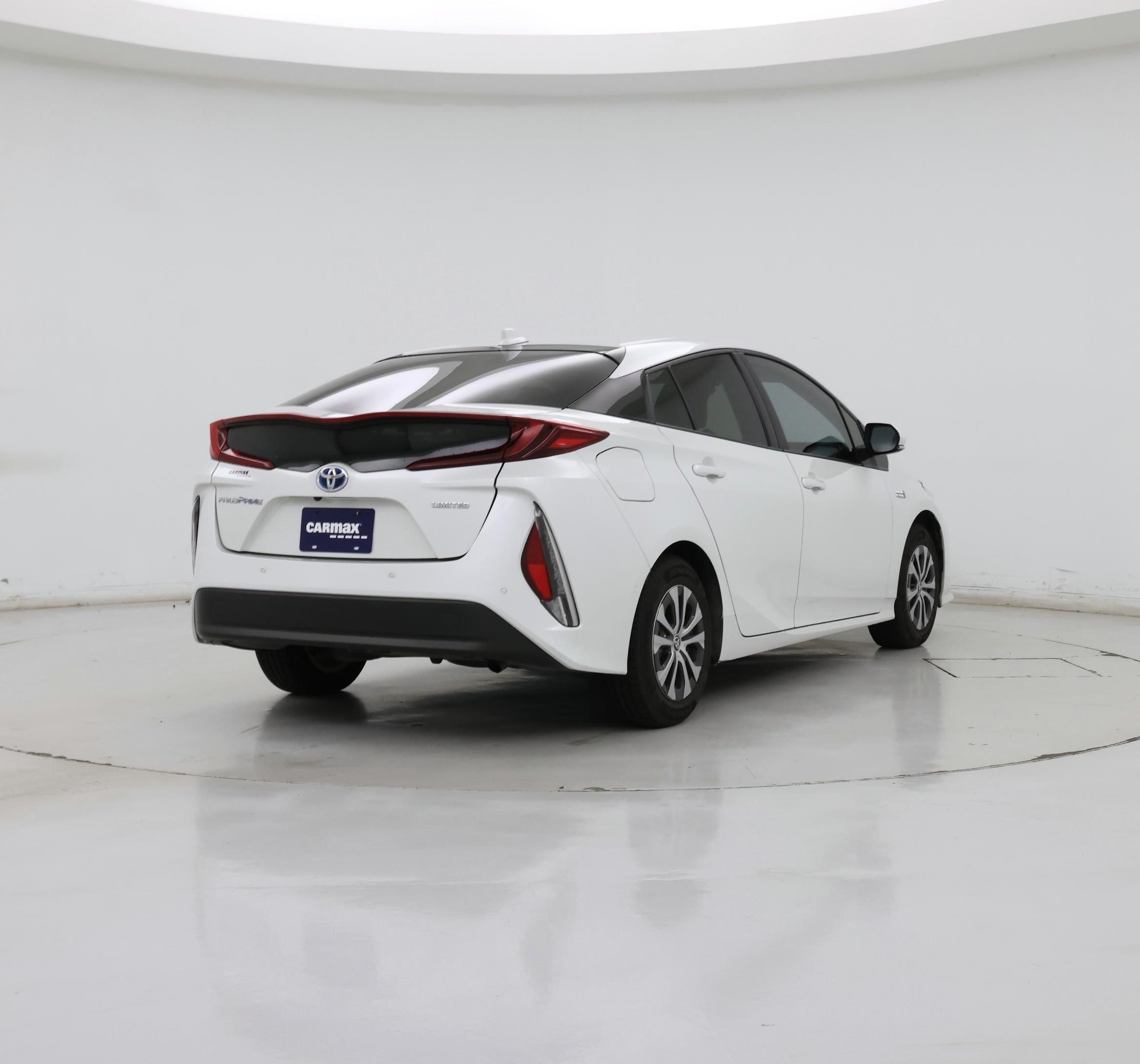 Thumbnail: 2022 Toyota Prius Prime - 8