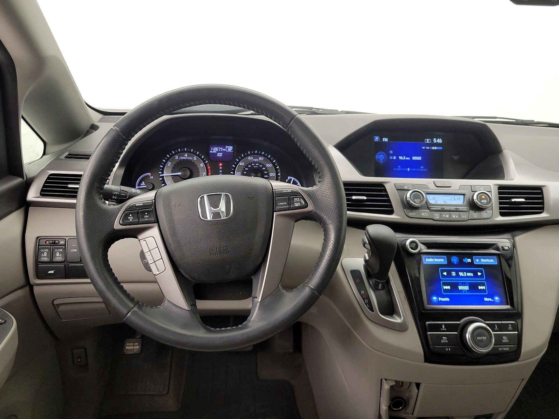 Thumbnail: 2016 Honda Odyssey - 10