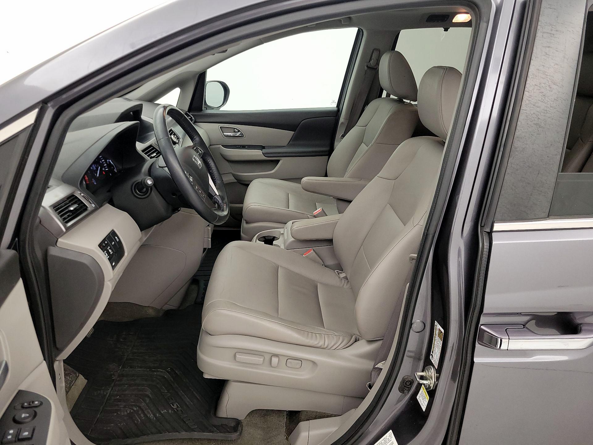 Thumbnail: 2016 Honda Odyssey - 11