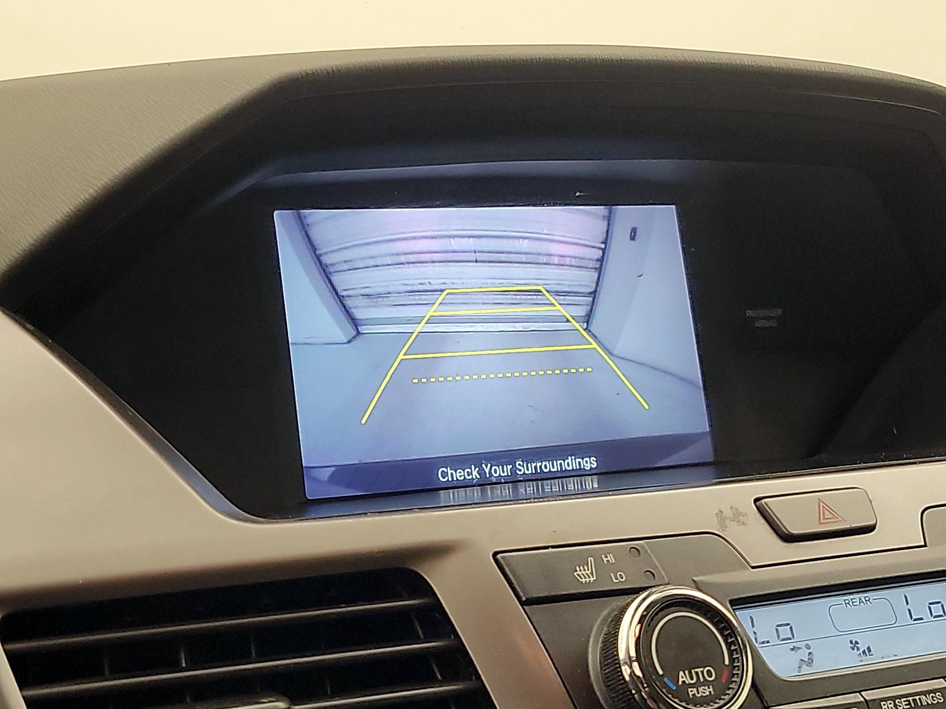 Thumbnail: 2016 Honda Odyssey - 14
