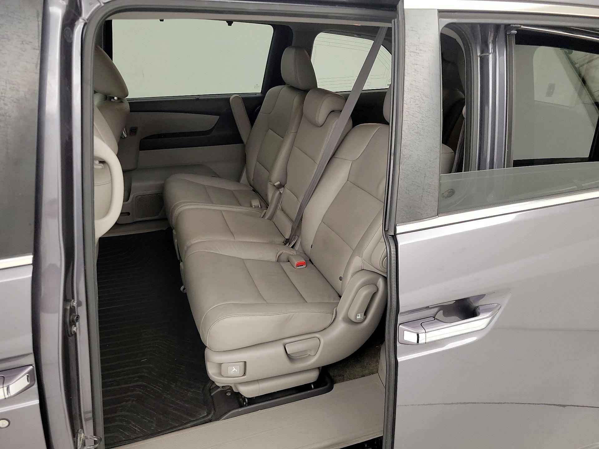 Thumbnail: 2016 Honda Odyssey - 20