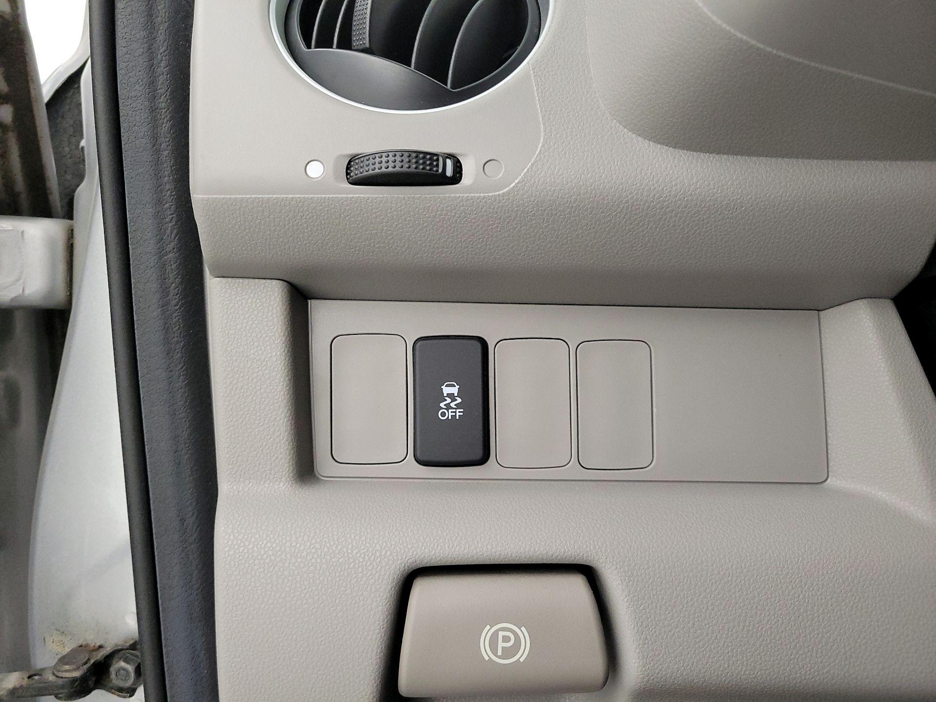 Thumbnail: 2014 Honda Pilot - 13