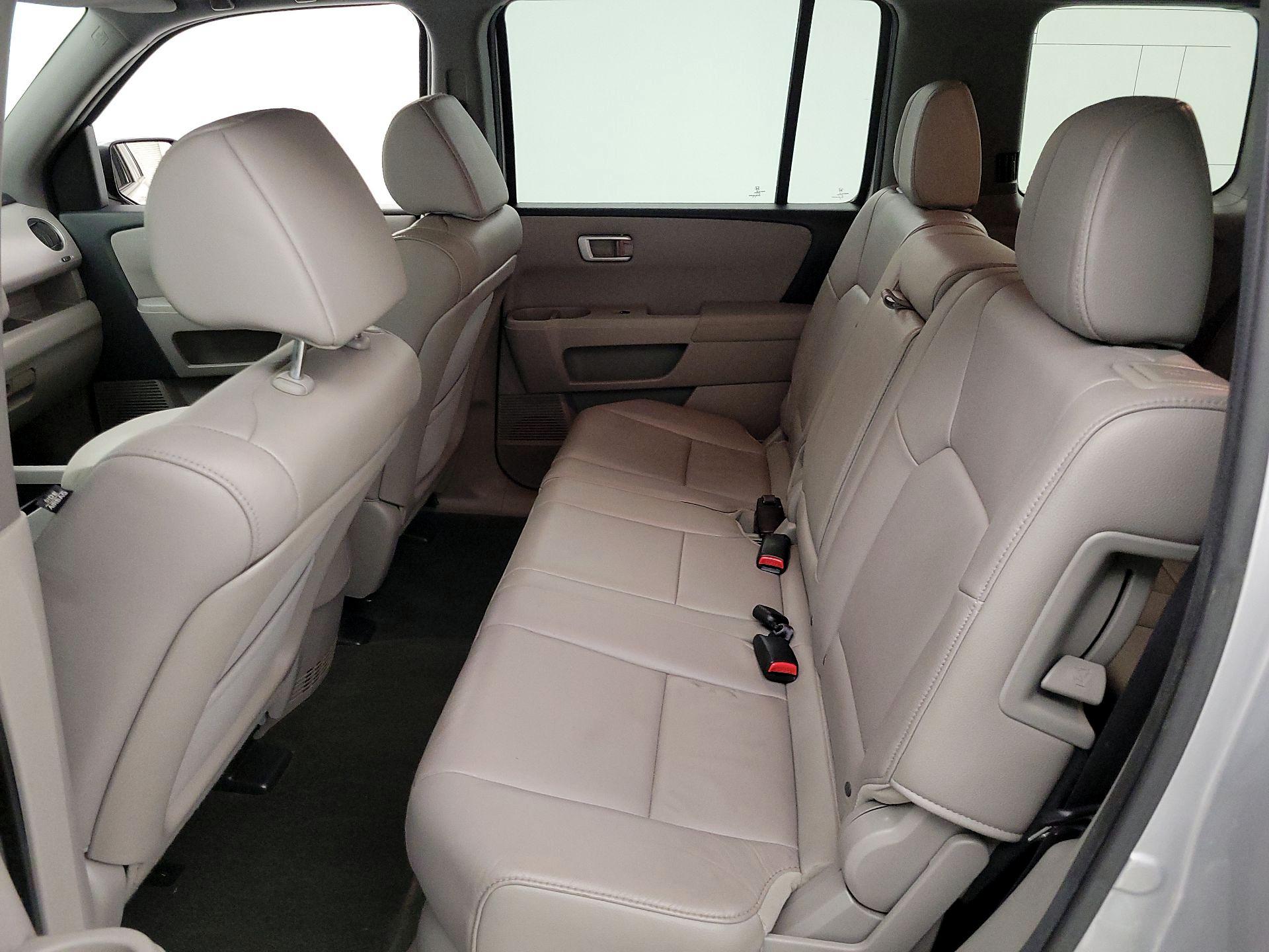 Thumbnail: 2014 Honda Pilot - 20