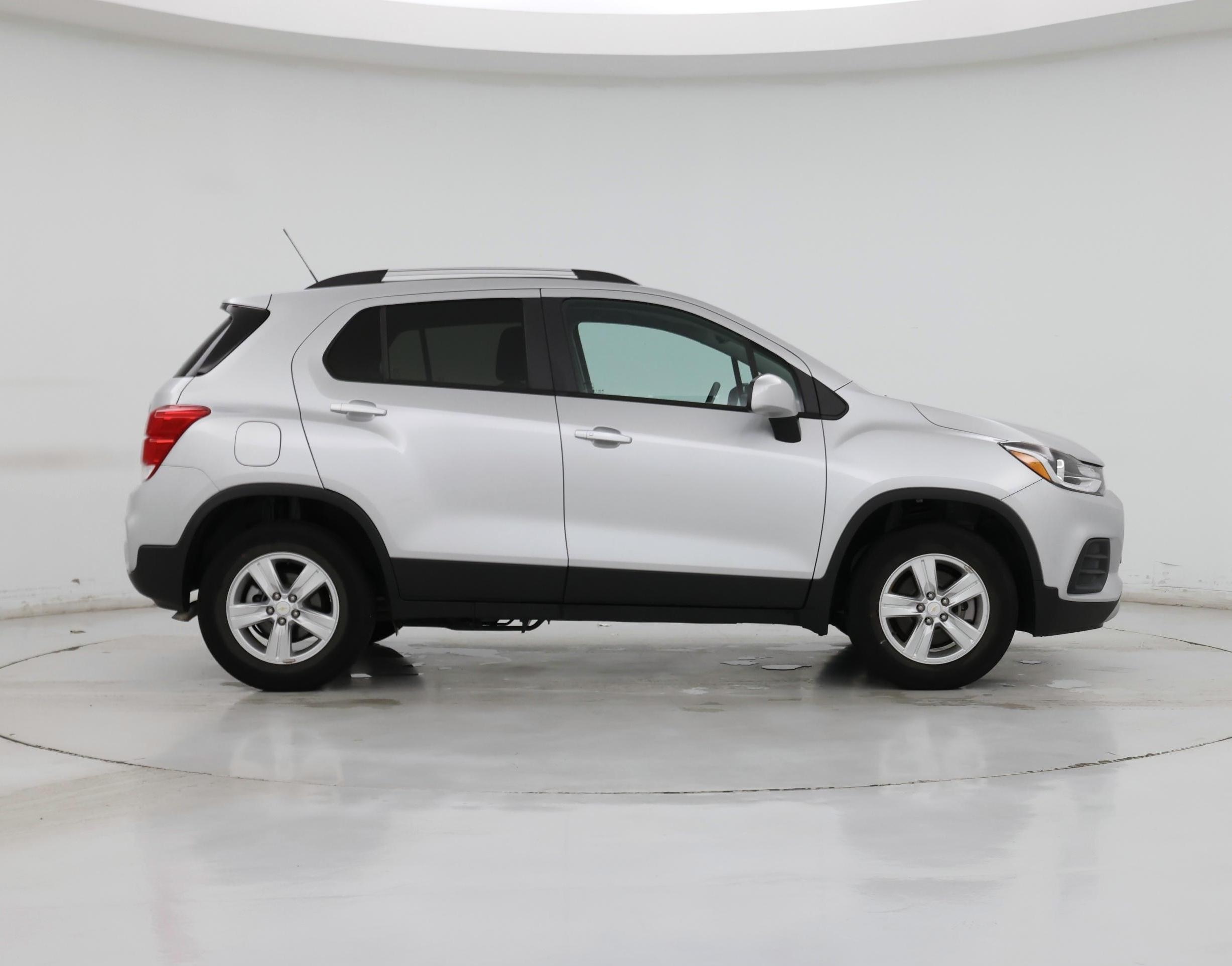 Thumbnail: 2022 Chevrolet Trax - 7