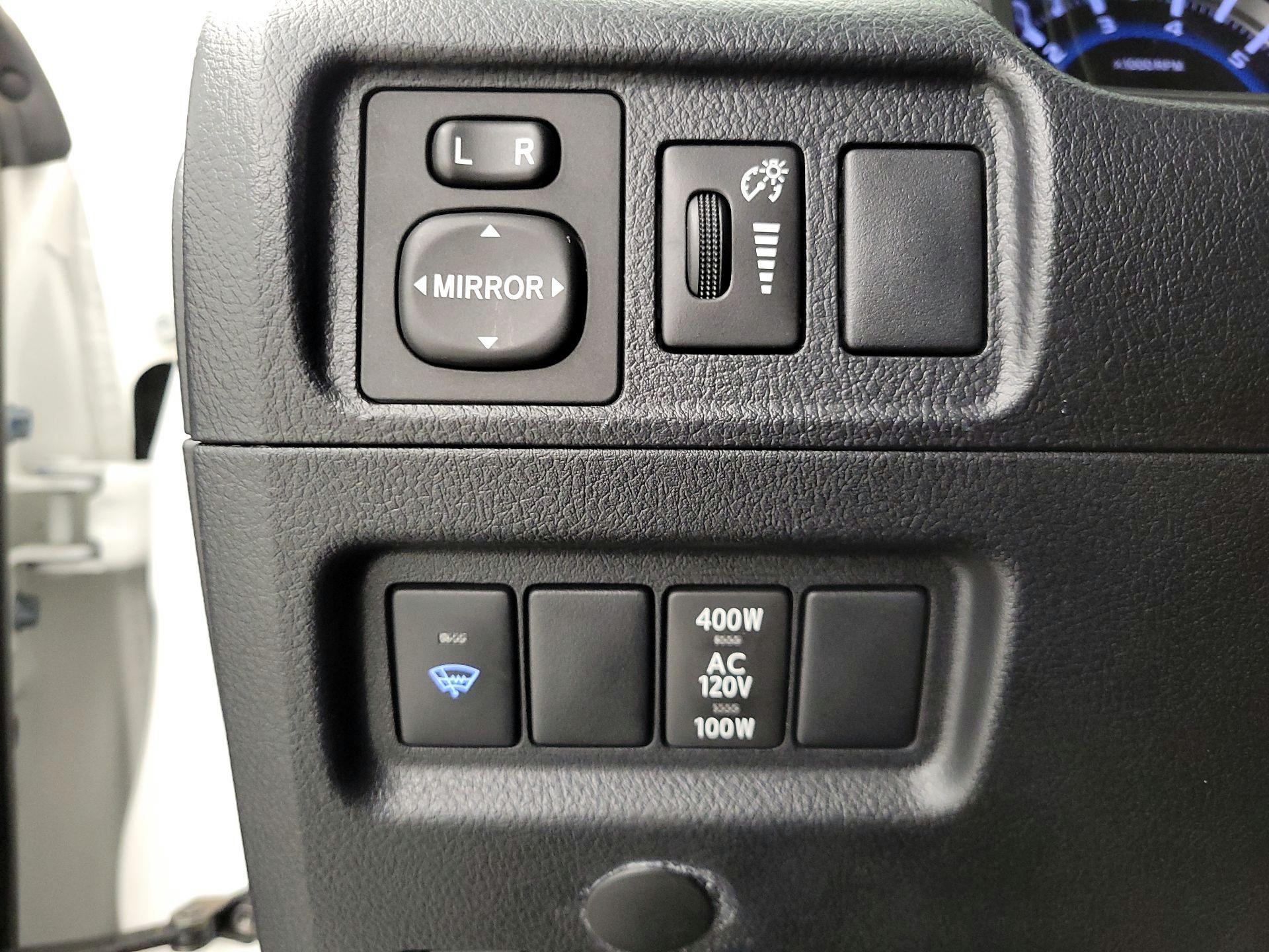 Thumbnail: 2019 Toyota 4Runner - 13