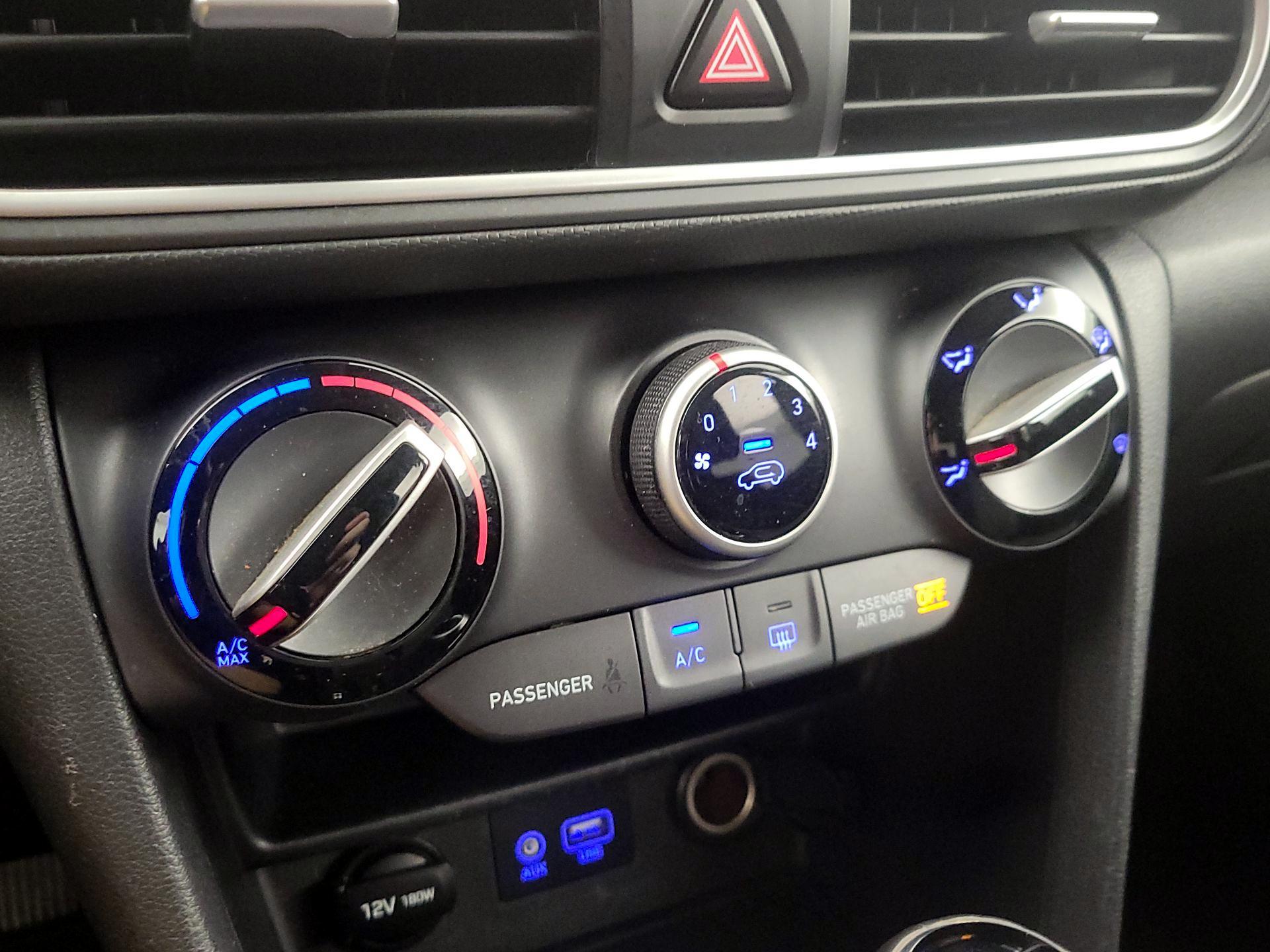 Thumbnail: 2018 Hyundai Kona - 16