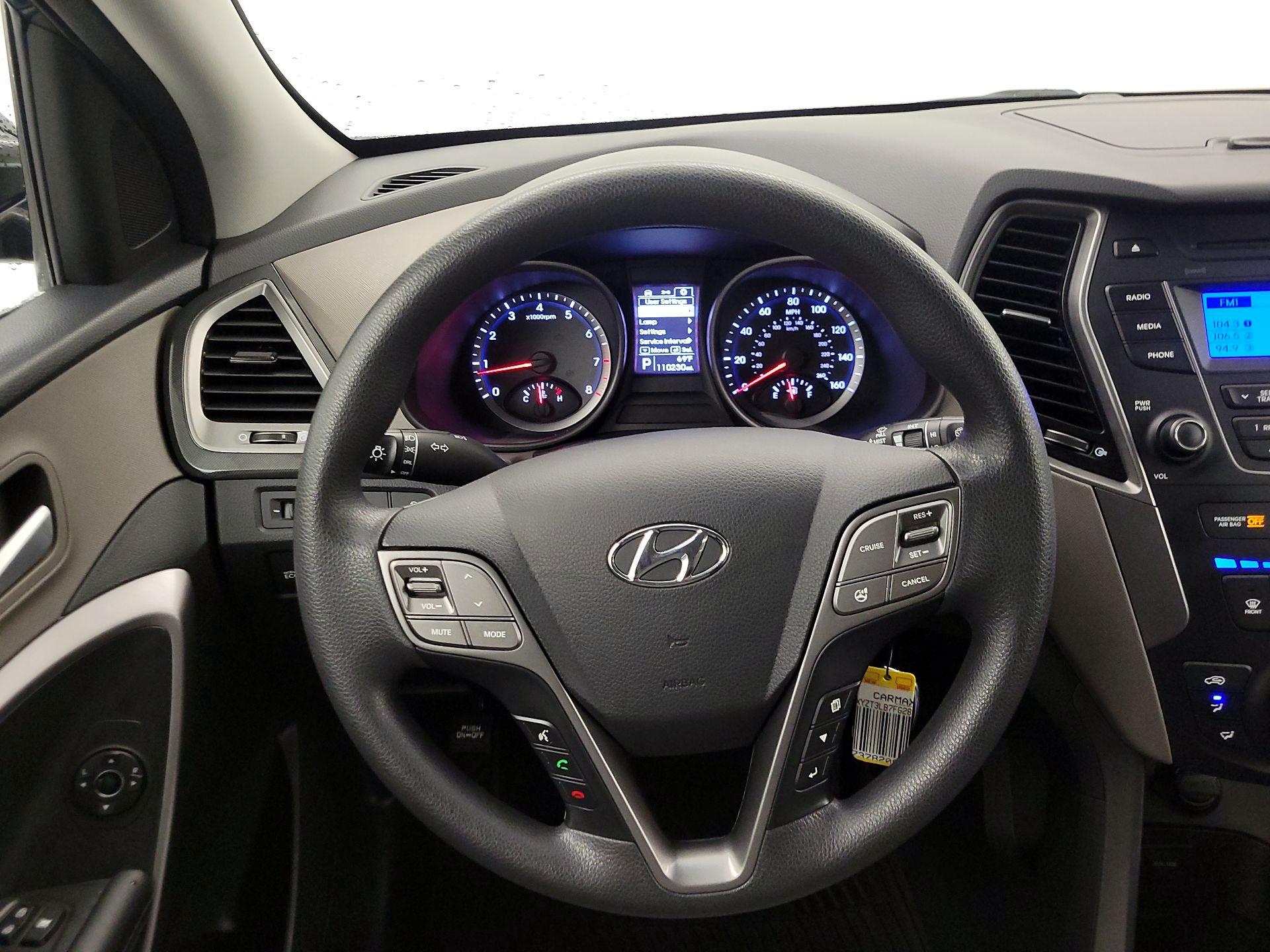 Thumbnail: 2015 Hyundai Santa Fe - 10