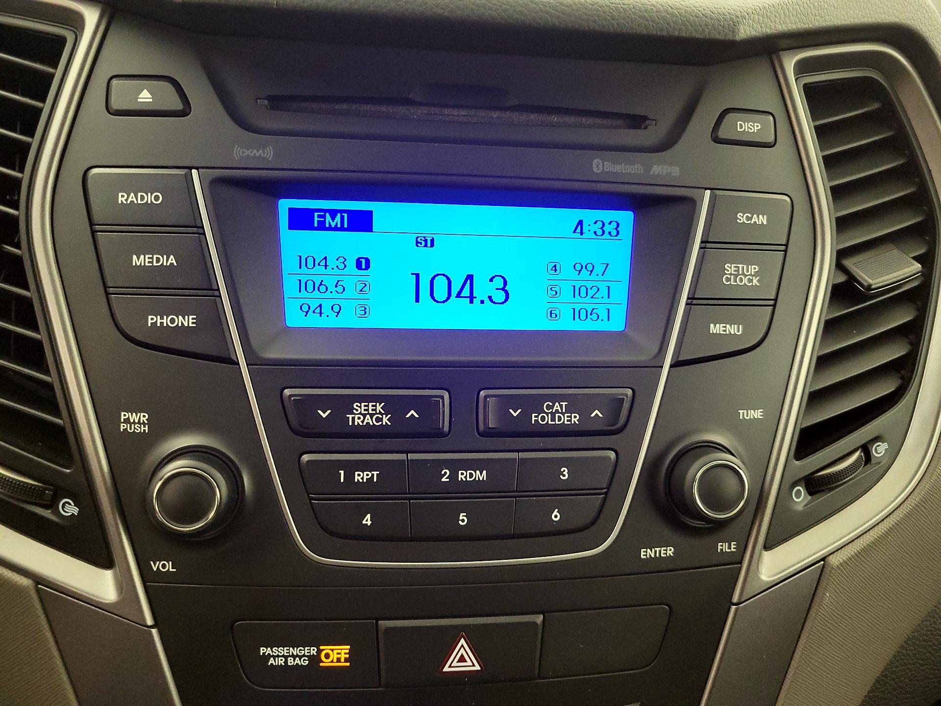 Thumbnail: 2015 Hyundai Santa Fe - 14