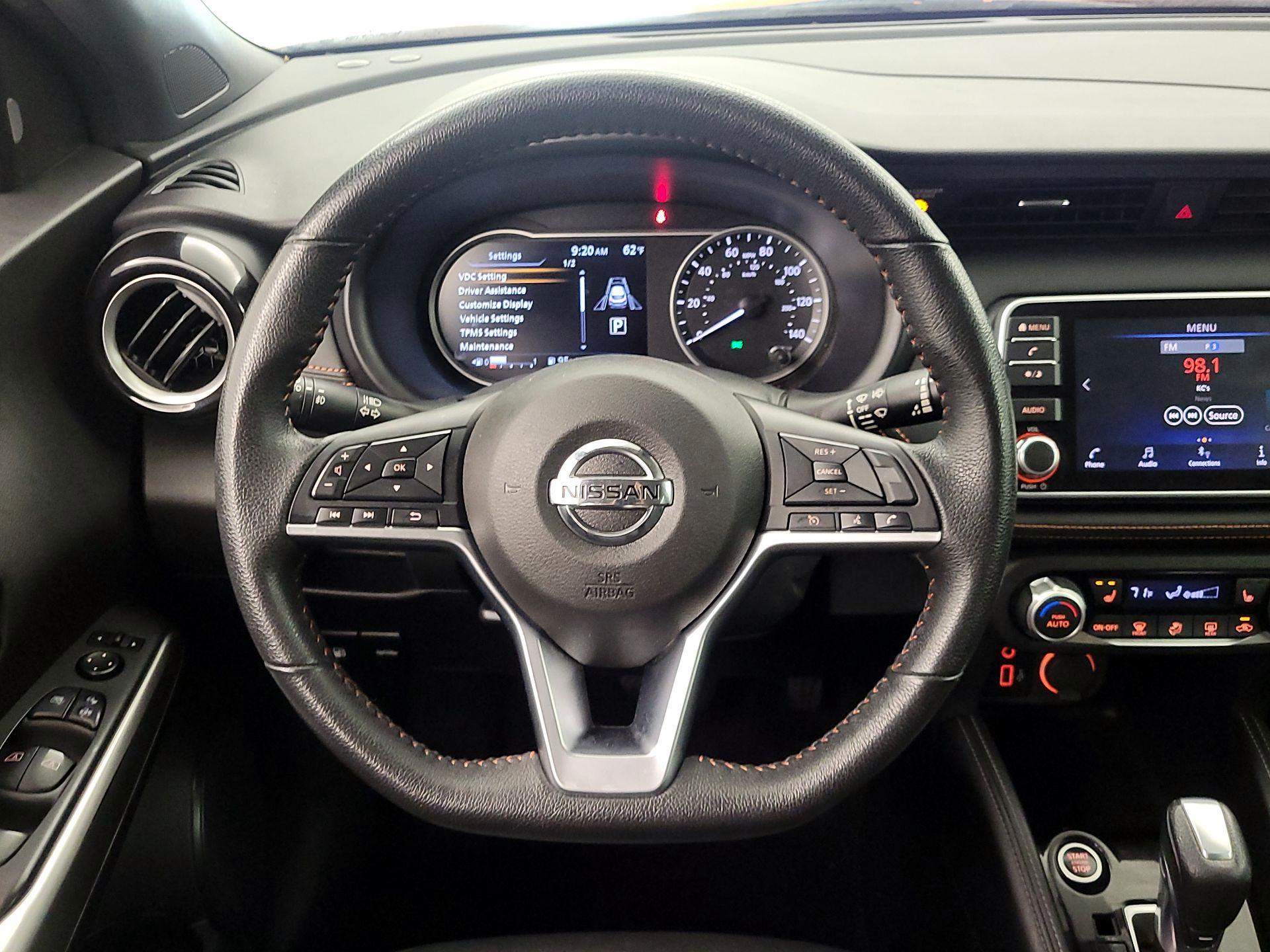 Thumbnail: 2020 Nissan Kicks - 10