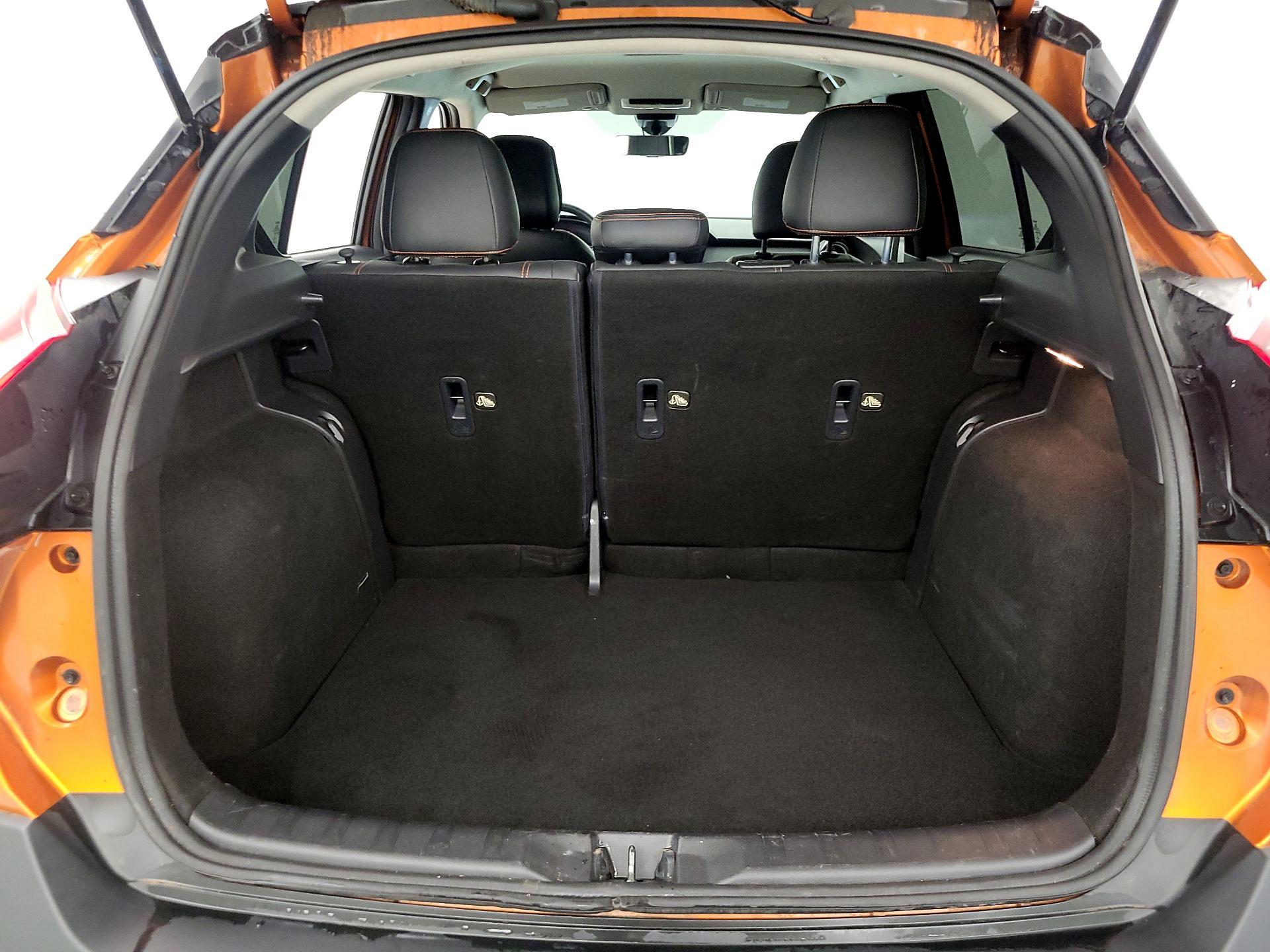 Thumbnail: 2020 Nissan Kicks - 19